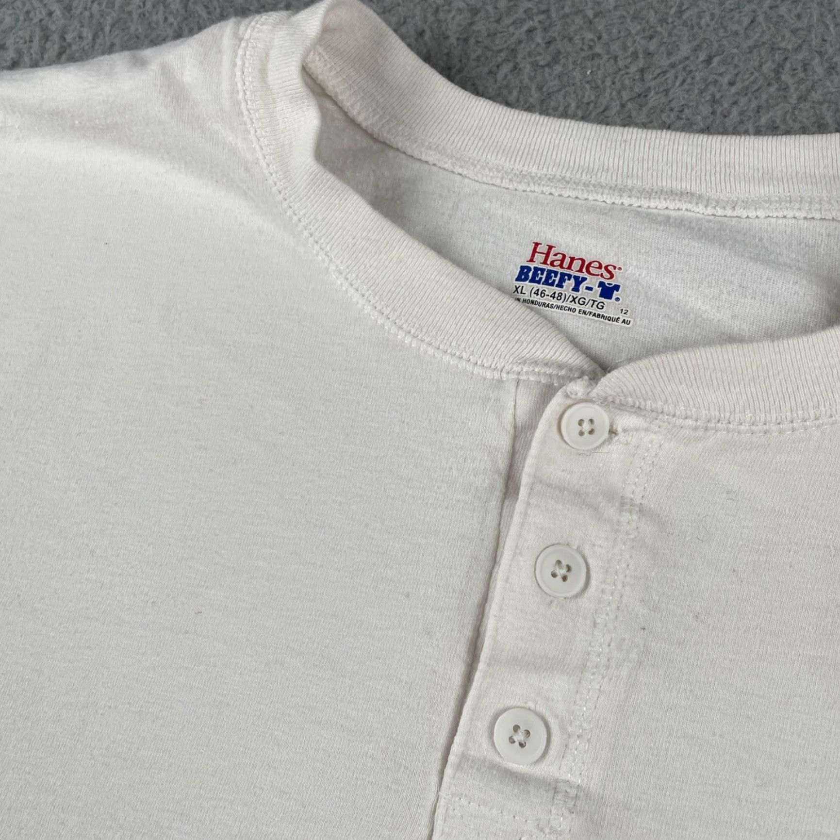 Hanes VINTAGE Hanes Beefy-T Plain Solid White Men’s Size XL Long Sleeve Henley Shirt Y2K EUC Size US XL / EU 56 / 4 - 3 Thumbnail