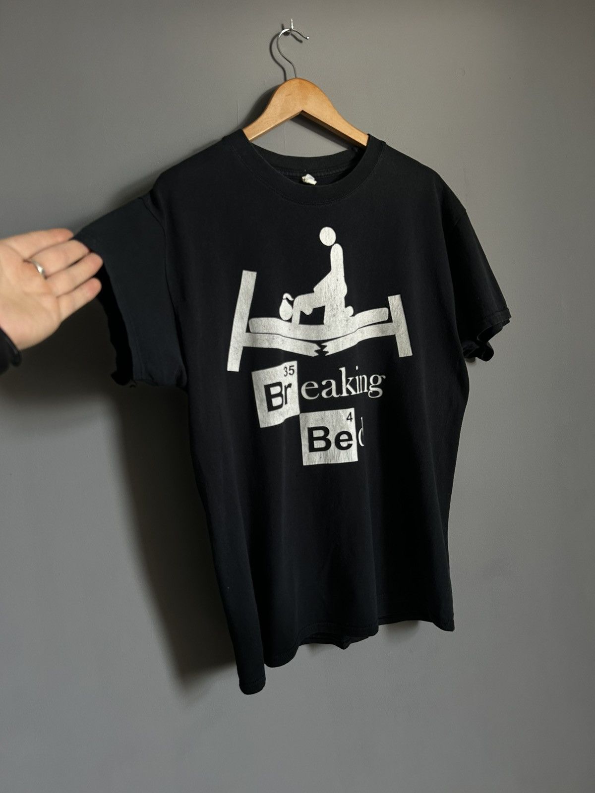 Vintage Vintage Y2K Adult "Sexy Breaking Bed" Humor Tee Streetwear Size US L / EU 52-54 / 3 - 3 Thumbnail