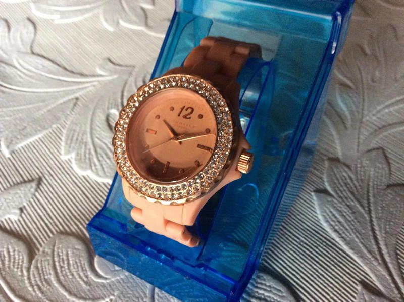 Designer Identity beach soft ladies watch Size ONE SIZE - 2 Thumbnail