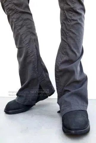 Julius Spiral Black Flared Jeans by Julius_7. Size 26" / US 2 / IT 38 - 9 Thumbnail