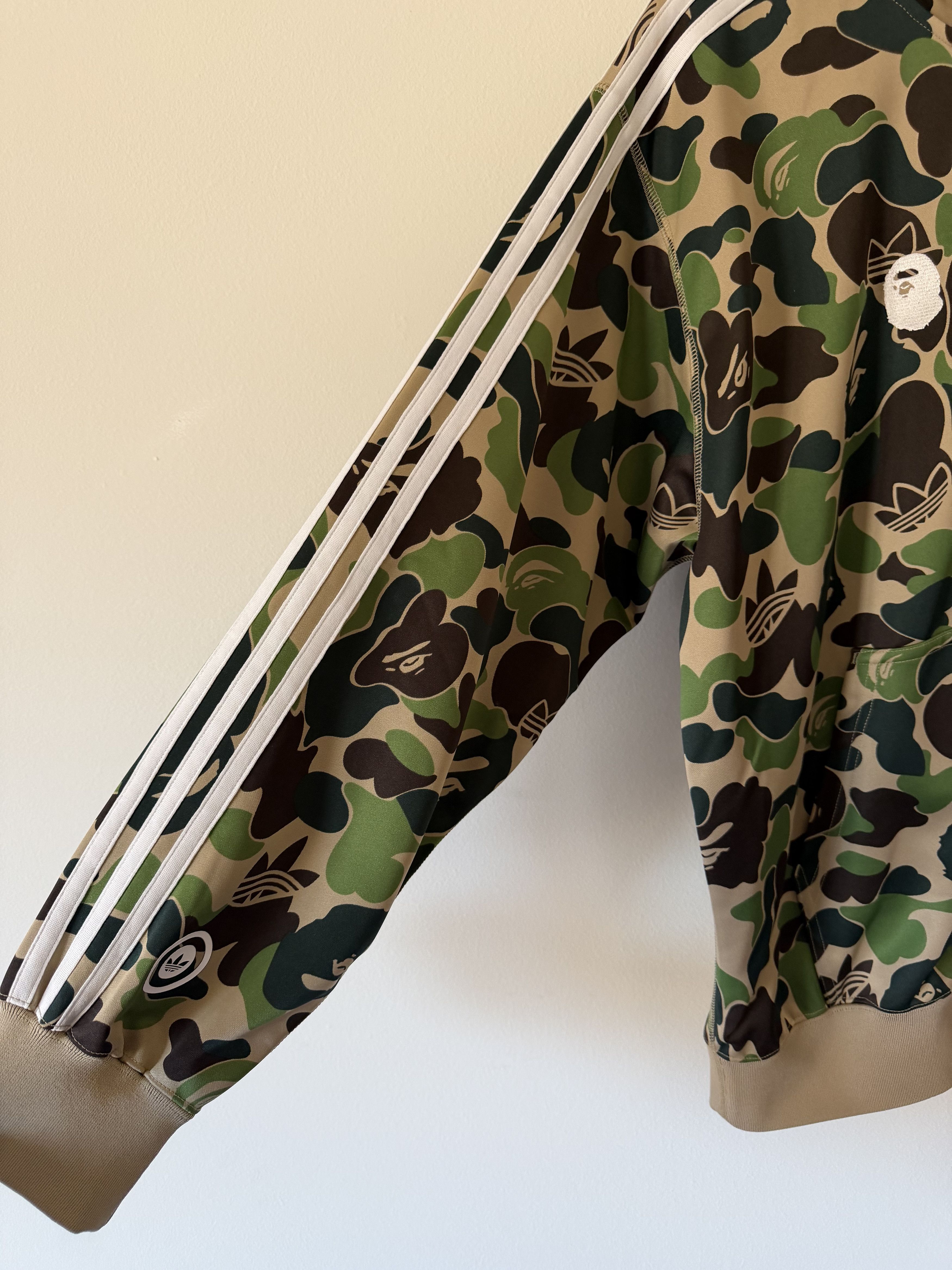 Adidas × Bape Bape Adidas Track Full Zip Shark Hoodie in Green Camo Size US L / EU 52-54 / 3 - 4 Thumbnail