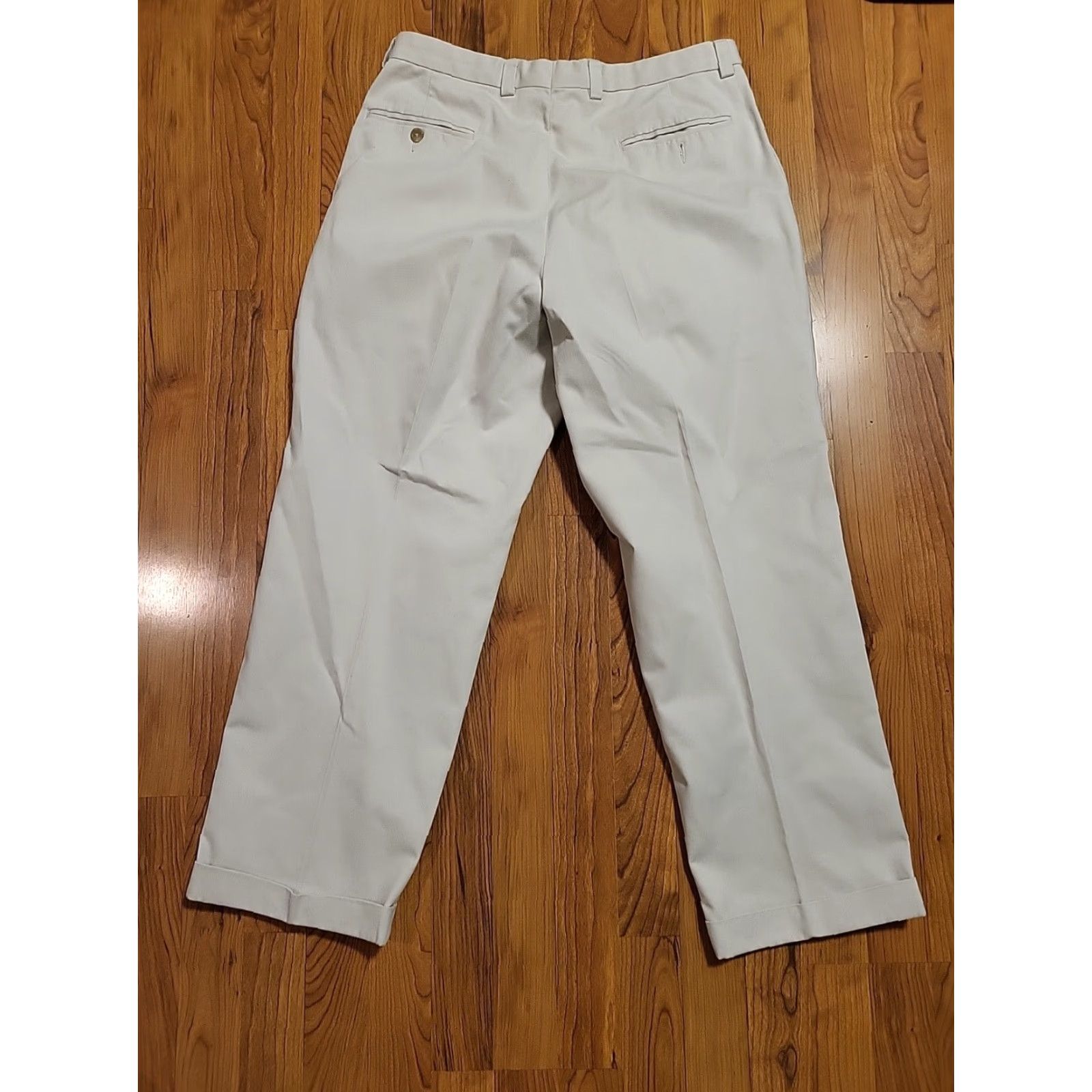 Ralph Lauren Lauren Ralph Lauren Beige Khaki Dress Pants 34x30 Dress Pants Men 34 Beige, Pleated, Pre-owned Size US 34 / EU 50 - 4 Thumbnail