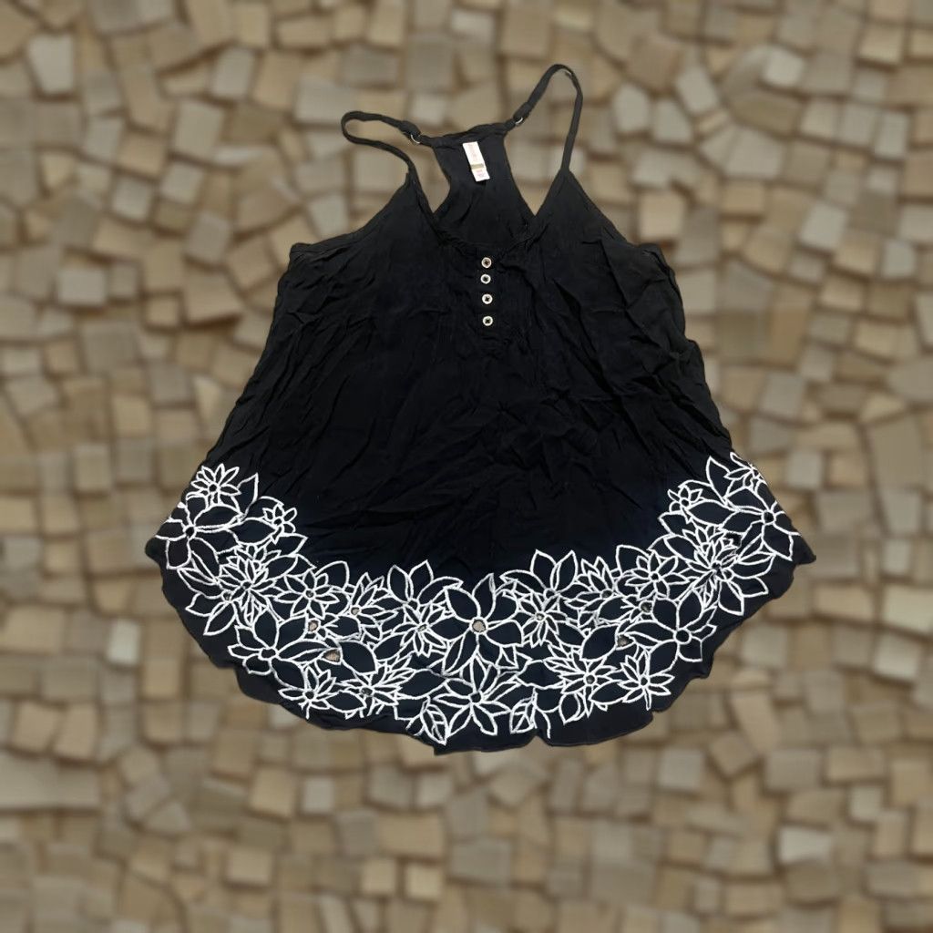 Vintage Xhilaration Tank Top Women's Size Small Black White Floral Sleeveless Size S / US 4 / IT 40 - 1 Thumbnail