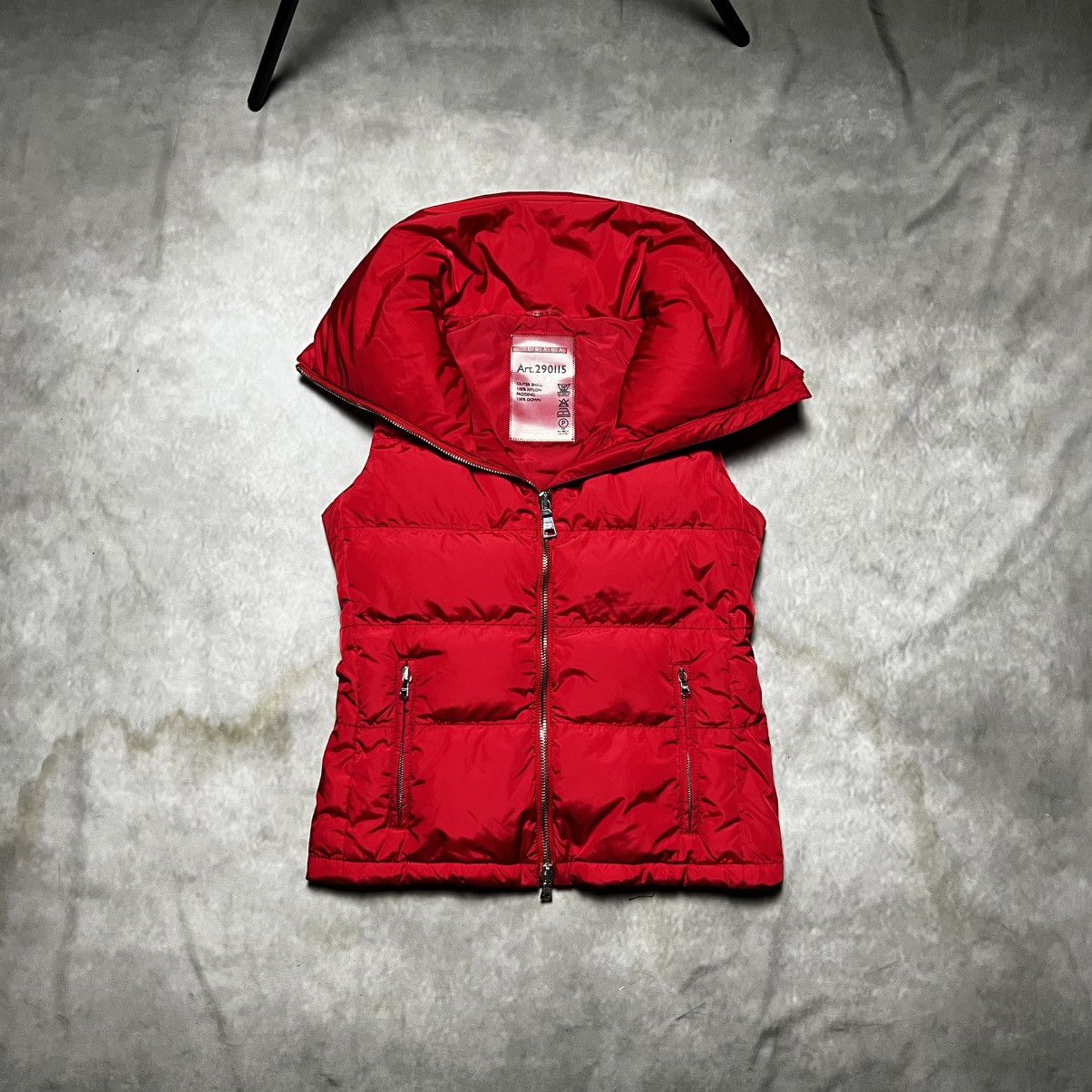 Prada Prada Down Puffer Vest Prada Re-Nylon Down Vest high end Size XS / US 0-2 / IT 36-38 - 2 Thumbnail