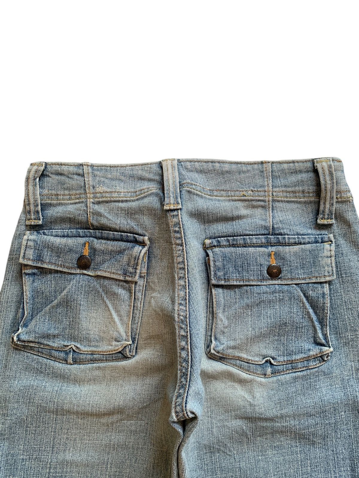 Japanese Brand Vintage Japanese Brand Faded Wash Fatigue Flare Jeans Size 27" / US 4 / IT 40 - 8 Thumbnail