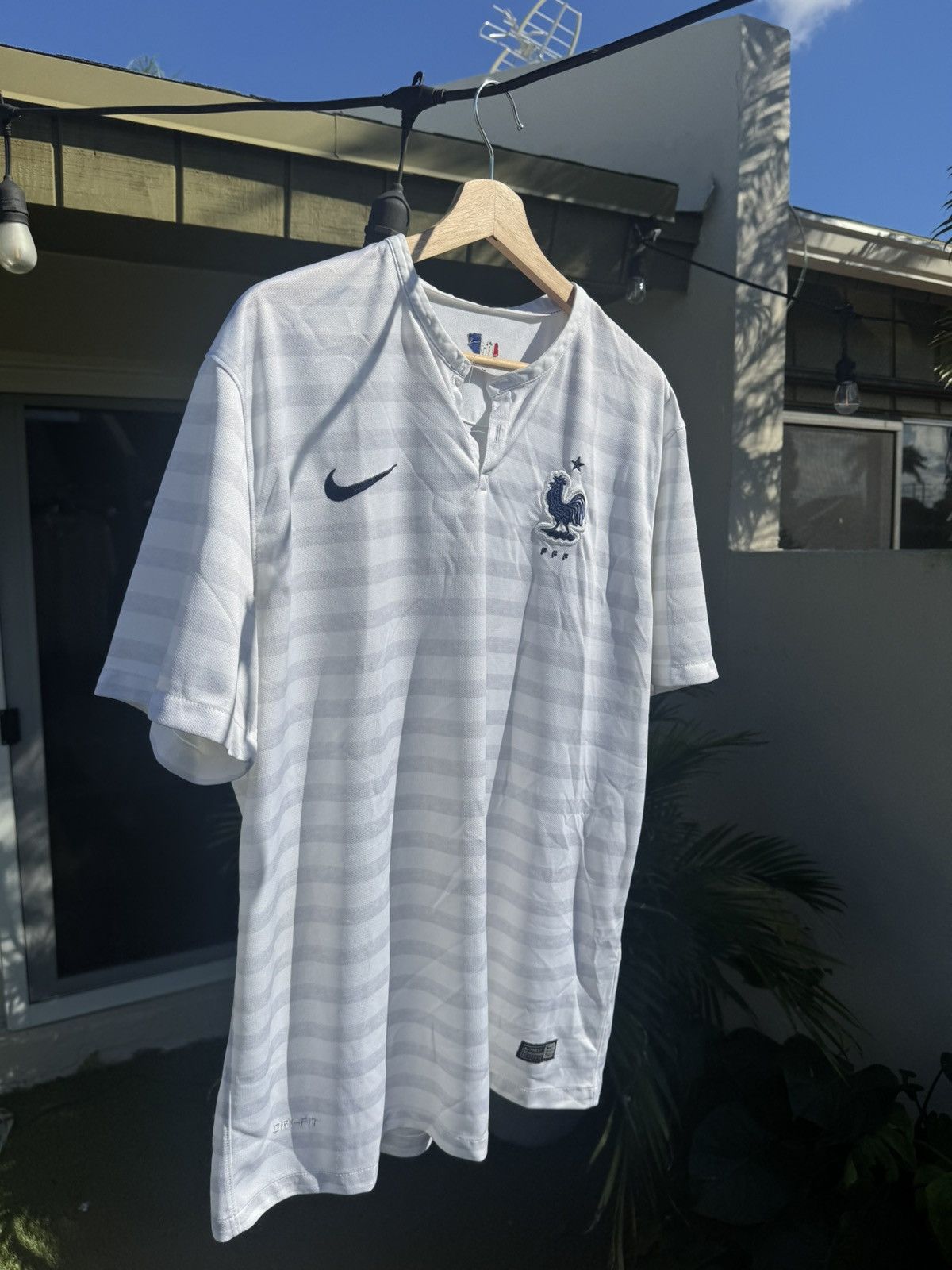 Nike France 14/15 Jersey Size US L / EU 52-54 / 3 - 4 Thumbnail