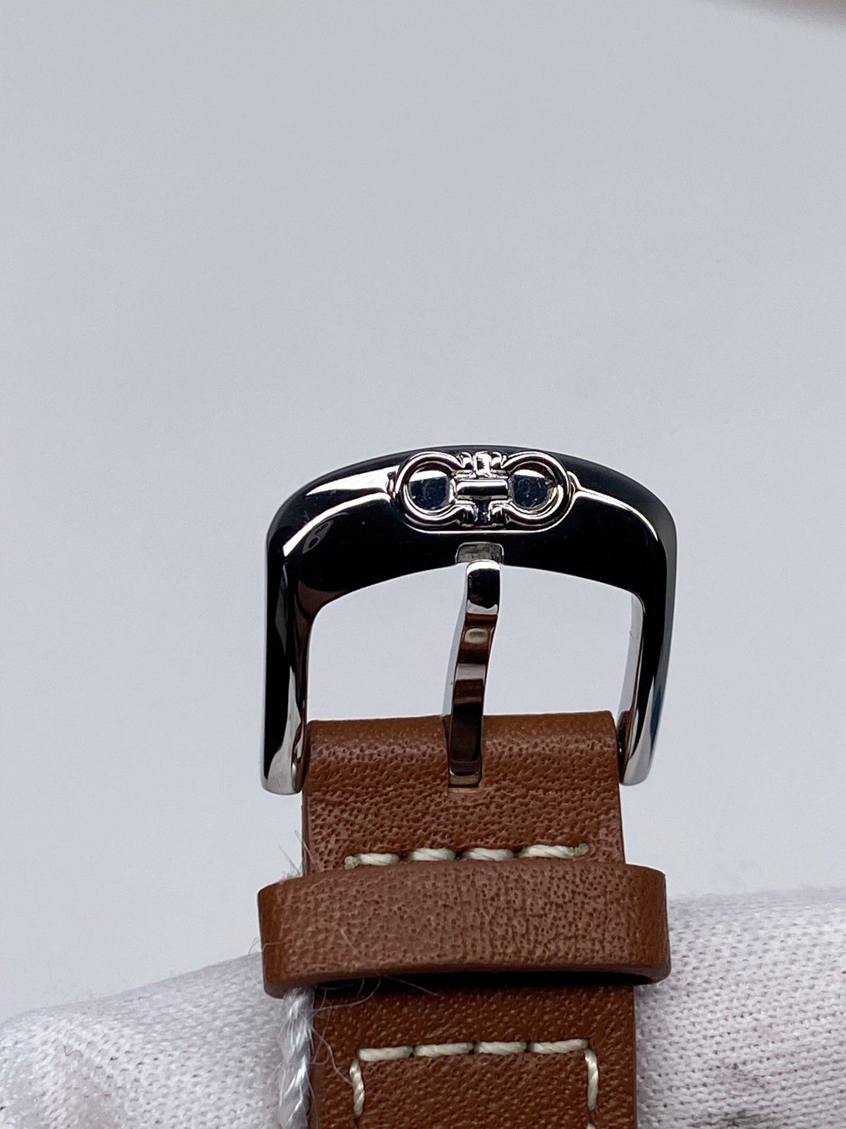 Salvatore Ferragamo Ferragamo Square Brown Leather Strap Watch 19mm Size ONE SIZE - 14 Thumbnail