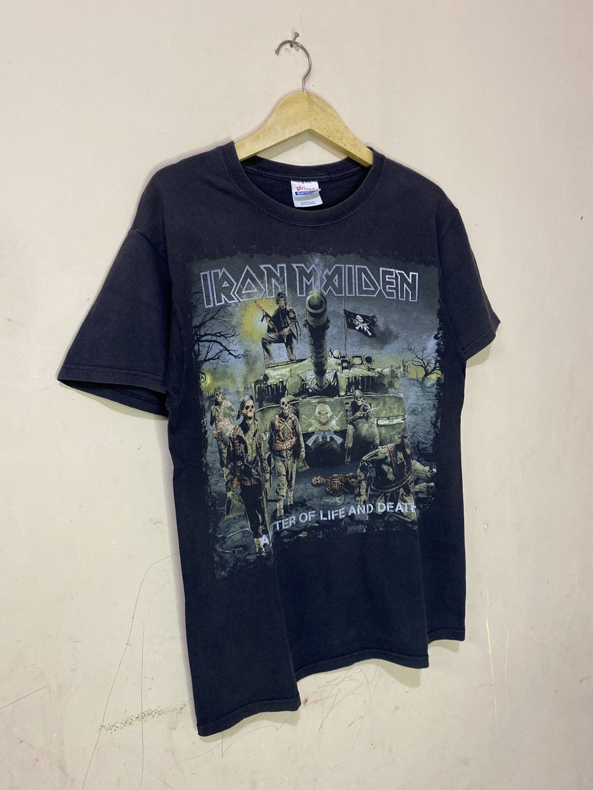 Band Tees 00s Iron Maiden “A Matter Life And Death” Album Tshirt Size US M / EU 48-50 / 2 - 2 Thumbnail