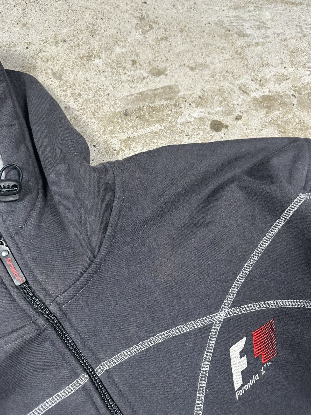 Formula 1 × Vintage Vintage Y2K Formula Uno Grey Heavyweight Racing Zip Hoodie Size US XXL / EU 58 / 5 - 8 Thumbnail