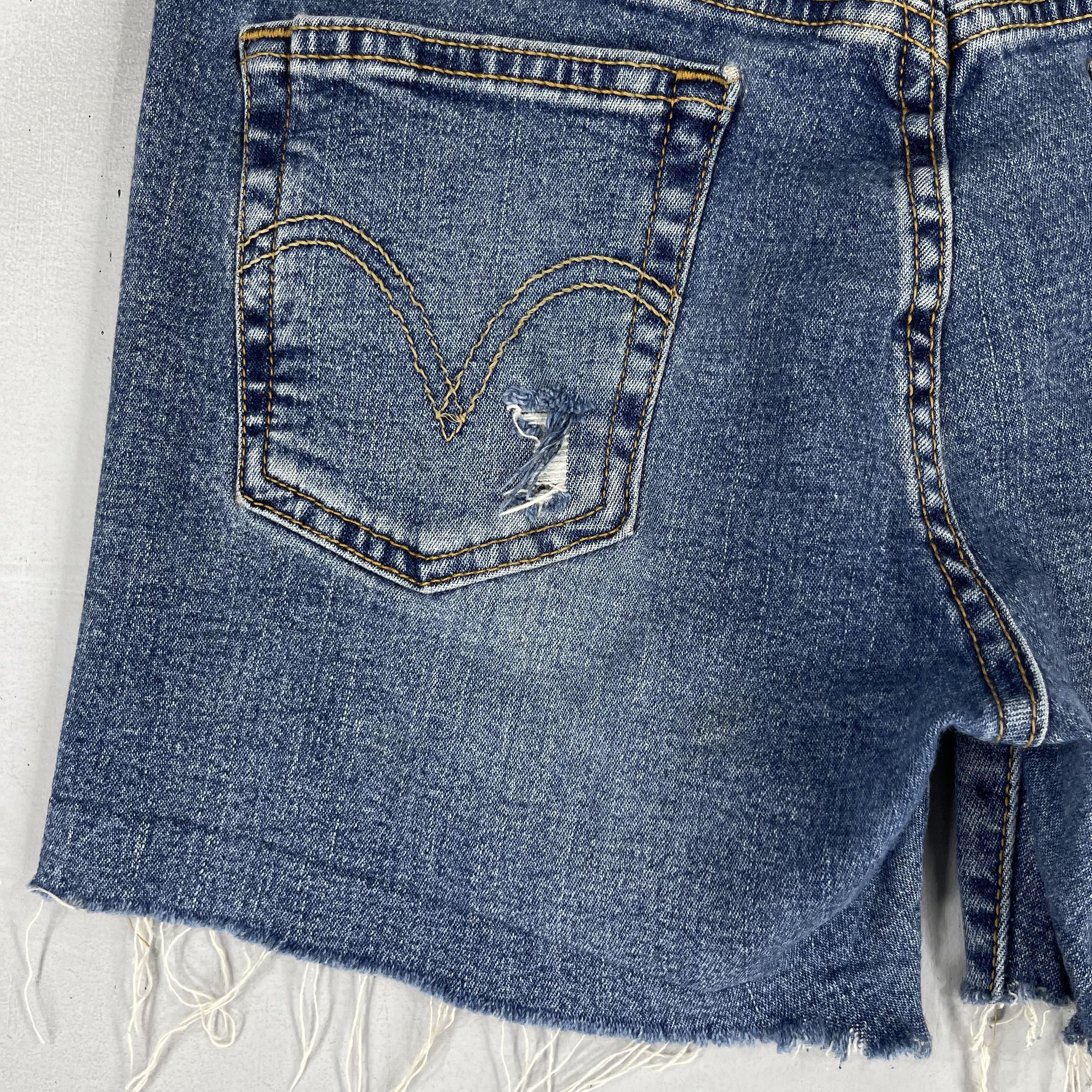 Levi's W31 Vintage Distressed Levis 518 Thigh Ripped Cutoff Denim Size 31" - 8 Thumbnail