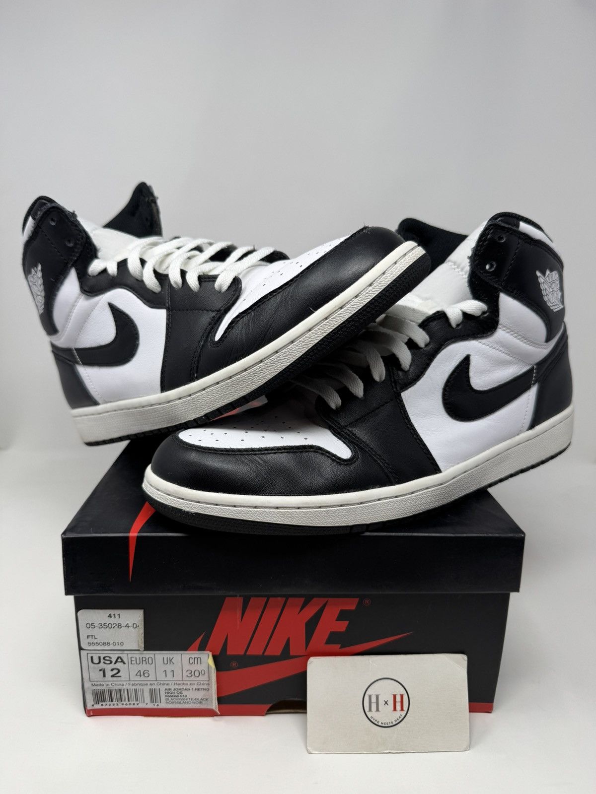 2014 Nike Air Jordan 1 Retro High OG Black White Jordan 1 Black White Retro High OG 2014 Used | Mercari main image 3