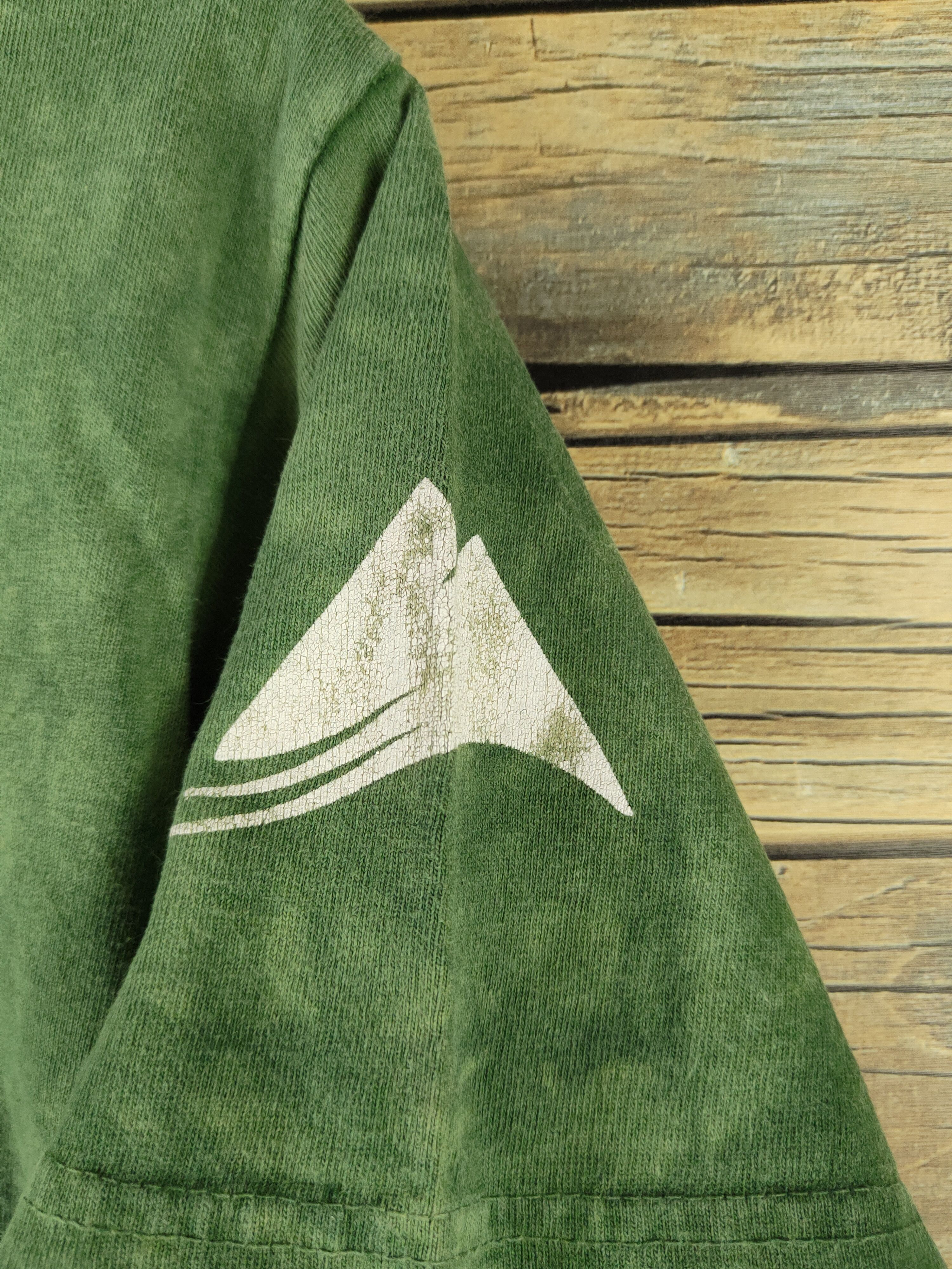 The Mountain DL The Mountain Green Faded Short Sleeve T-shirt #1036 Size US S / EU 44-46 / 1 - 7 Thumbnail