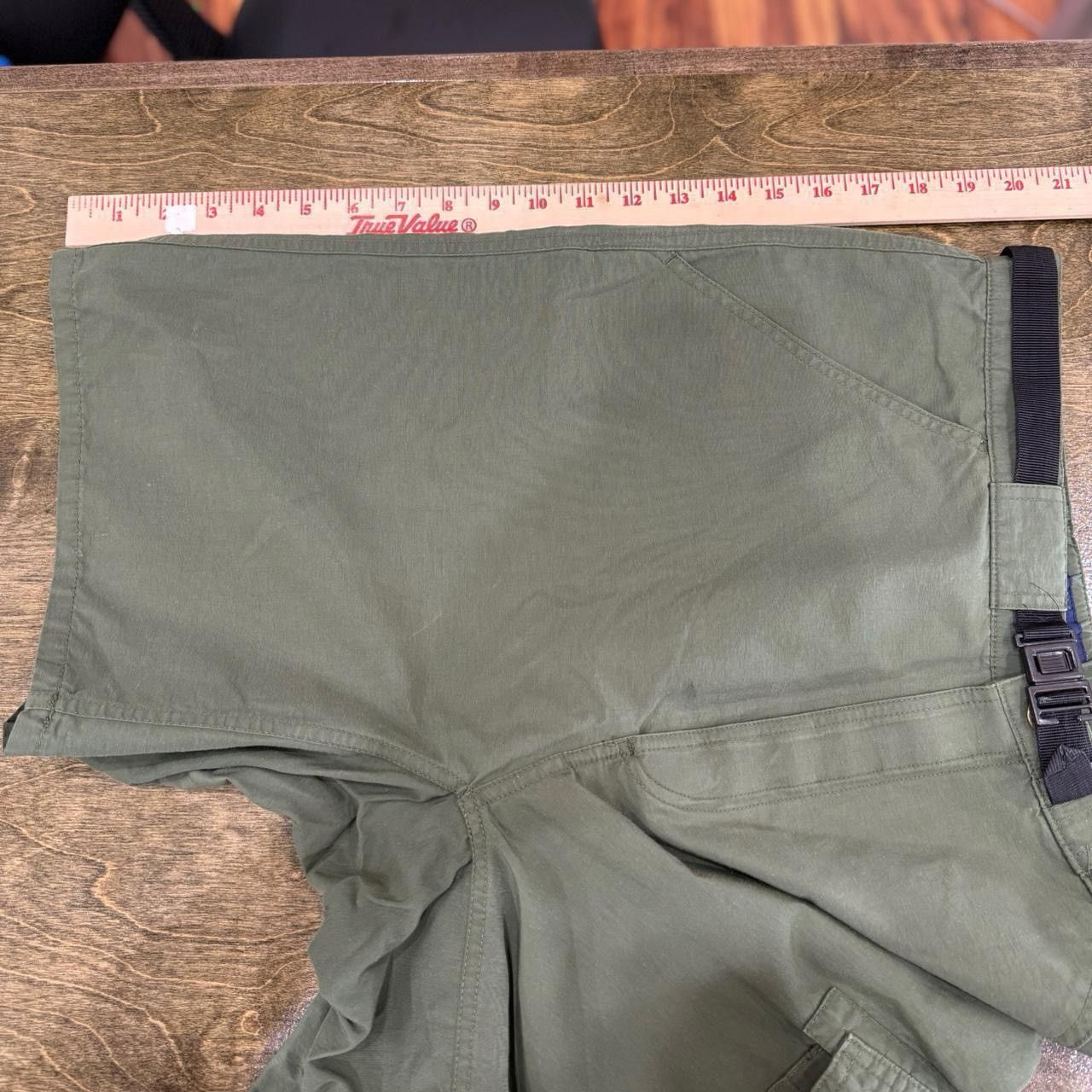 American Eagle Outfitters Y2K 2000’s AE Utility Cargo Shorts Size US 32 / EU 48 - 7 Thumbnail