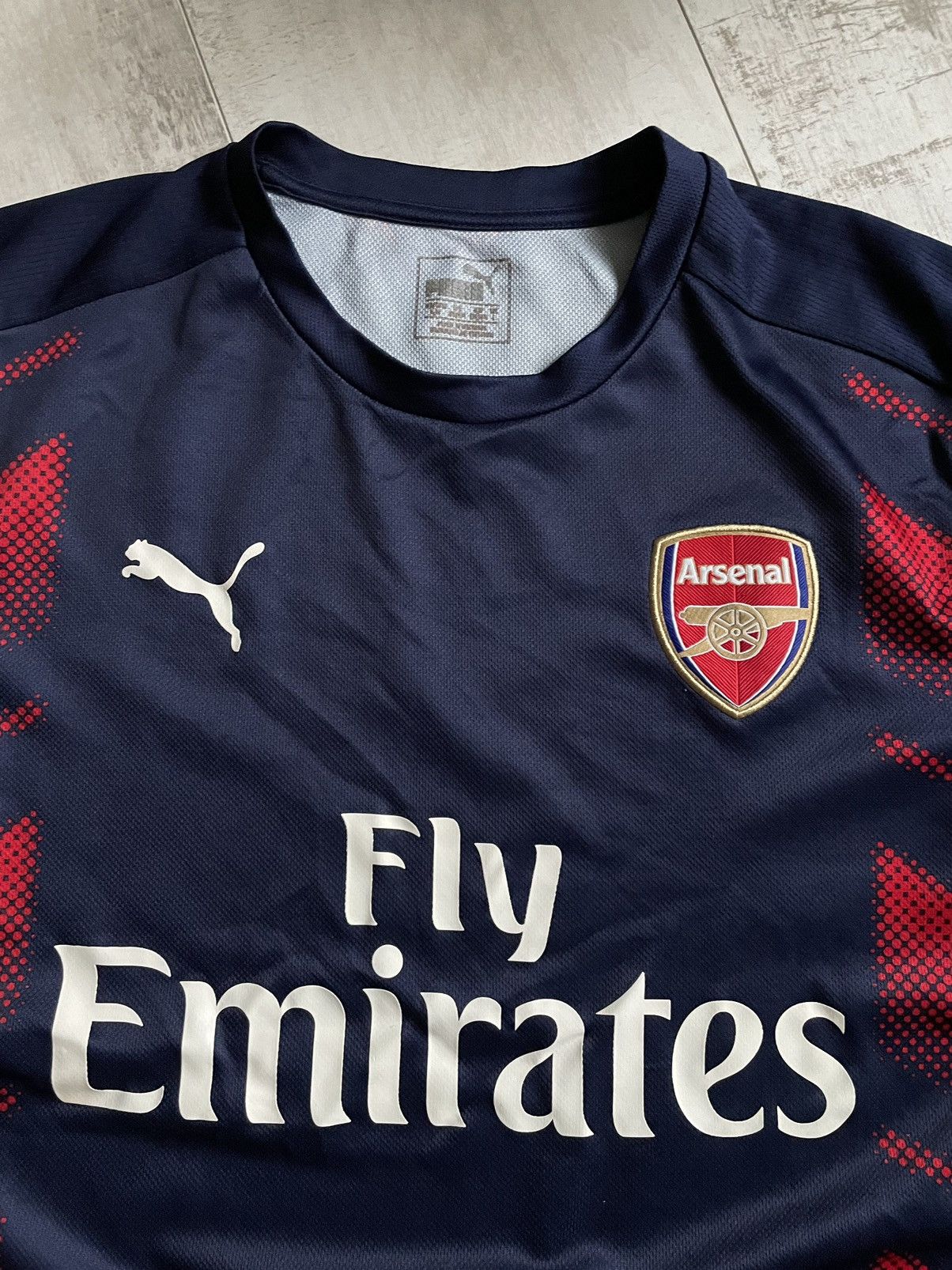 Puma Puma Arsenal 2016/2017 Away Football Shirt Soccer Jersey Size US L / EU 52-54 / 3 - 6 Thumbnail