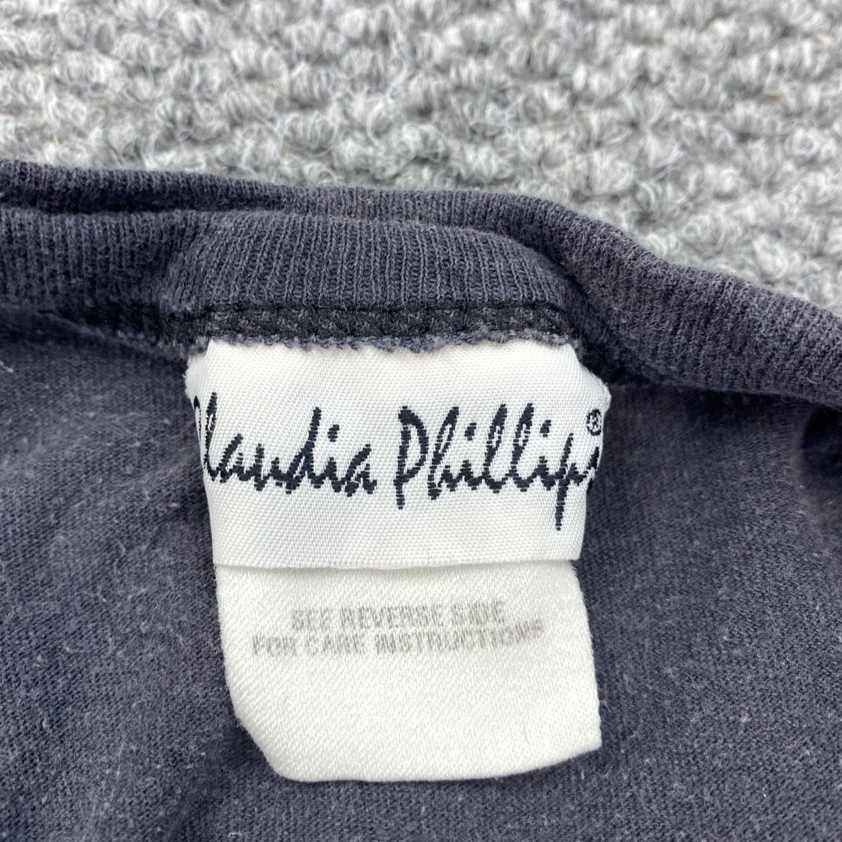 Vintage VINTAGE Claudia Phillips Shirt Mens XL Black Short Sleeve Graphic Print Crew Neck 90s Grumpy Morning Bunny Size US XL / EU 56 / 4 - 5 Thumbnail