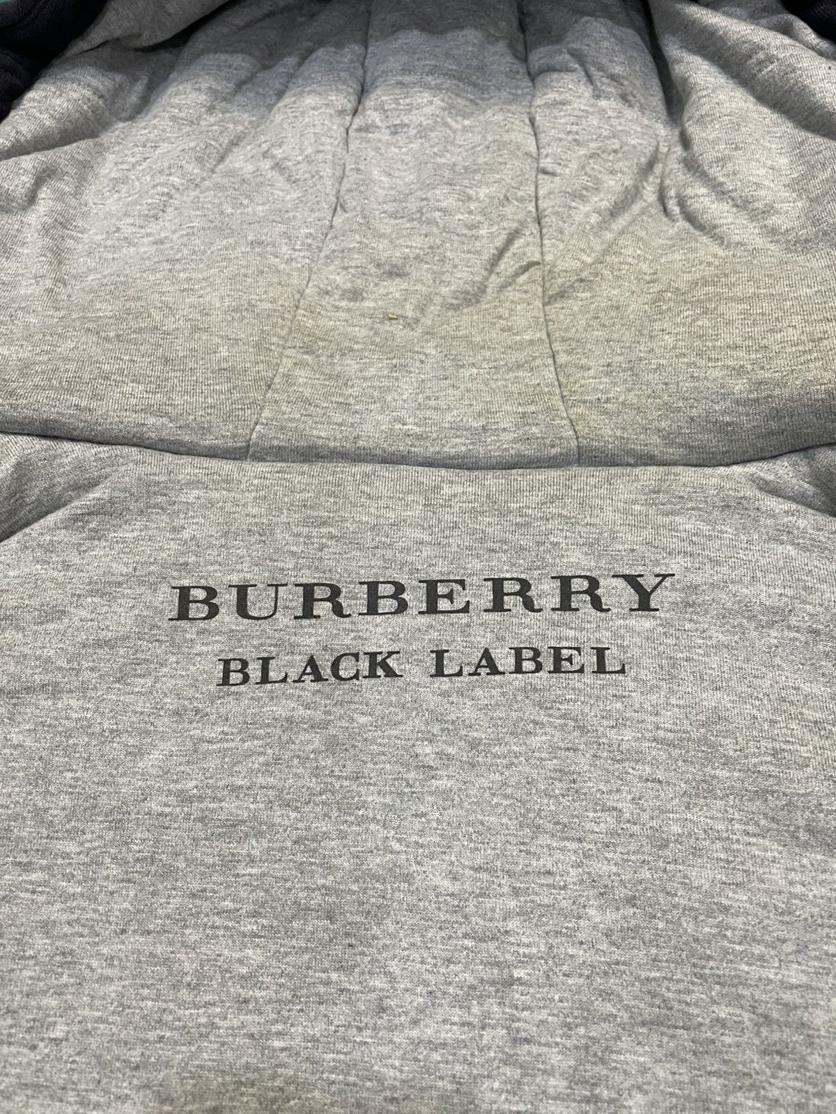 Burberry Burberry Black Label Puffer Vest Hooded Size US M / EU 48-50 / 2 - 7 Thumbnail