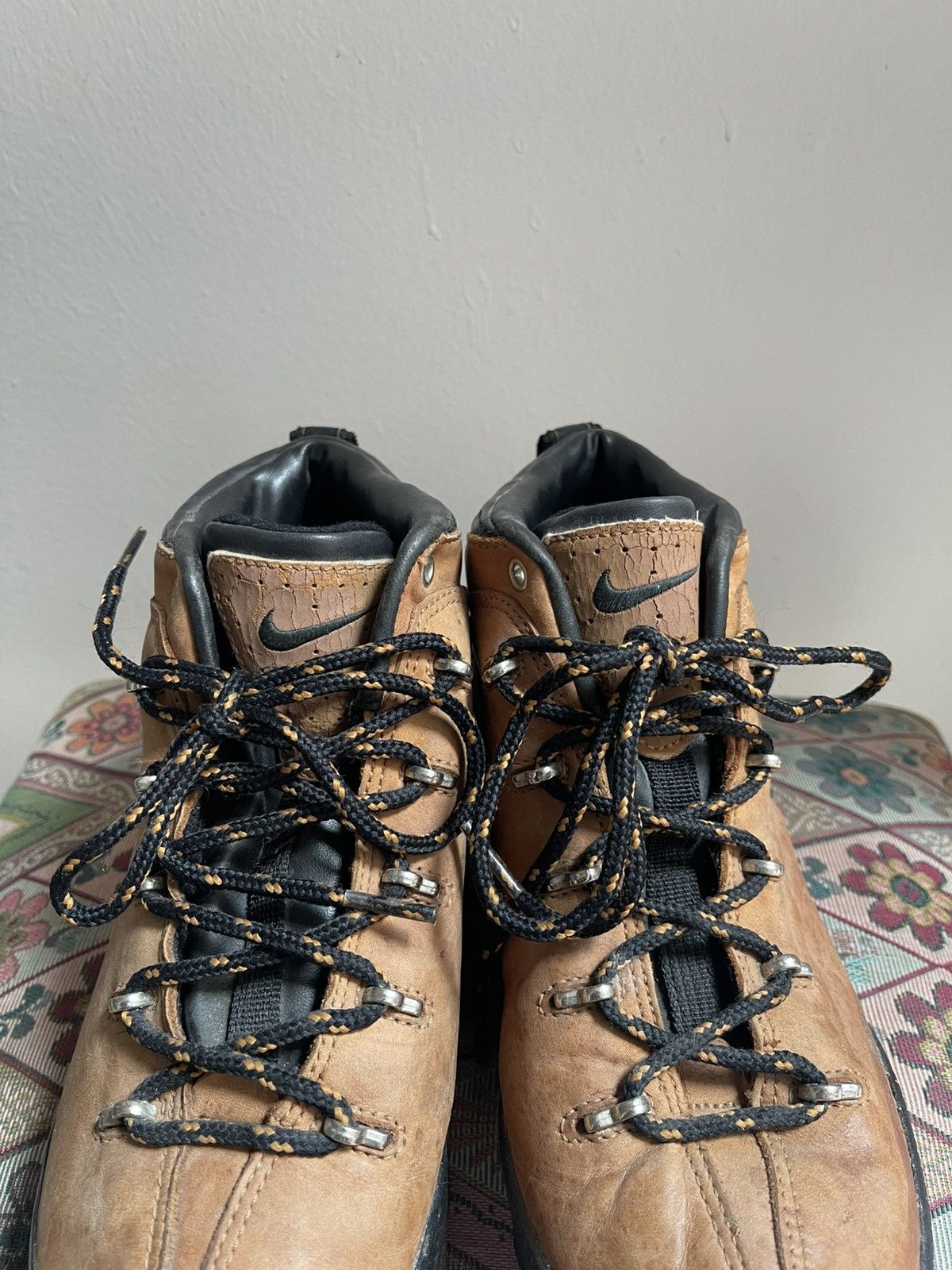 Nike × Nike ACG × Vintage Nike ACG Air Gimli Hiking Shoes 1998 Size US 5.5 / EU 38 - 8 Thumbnail