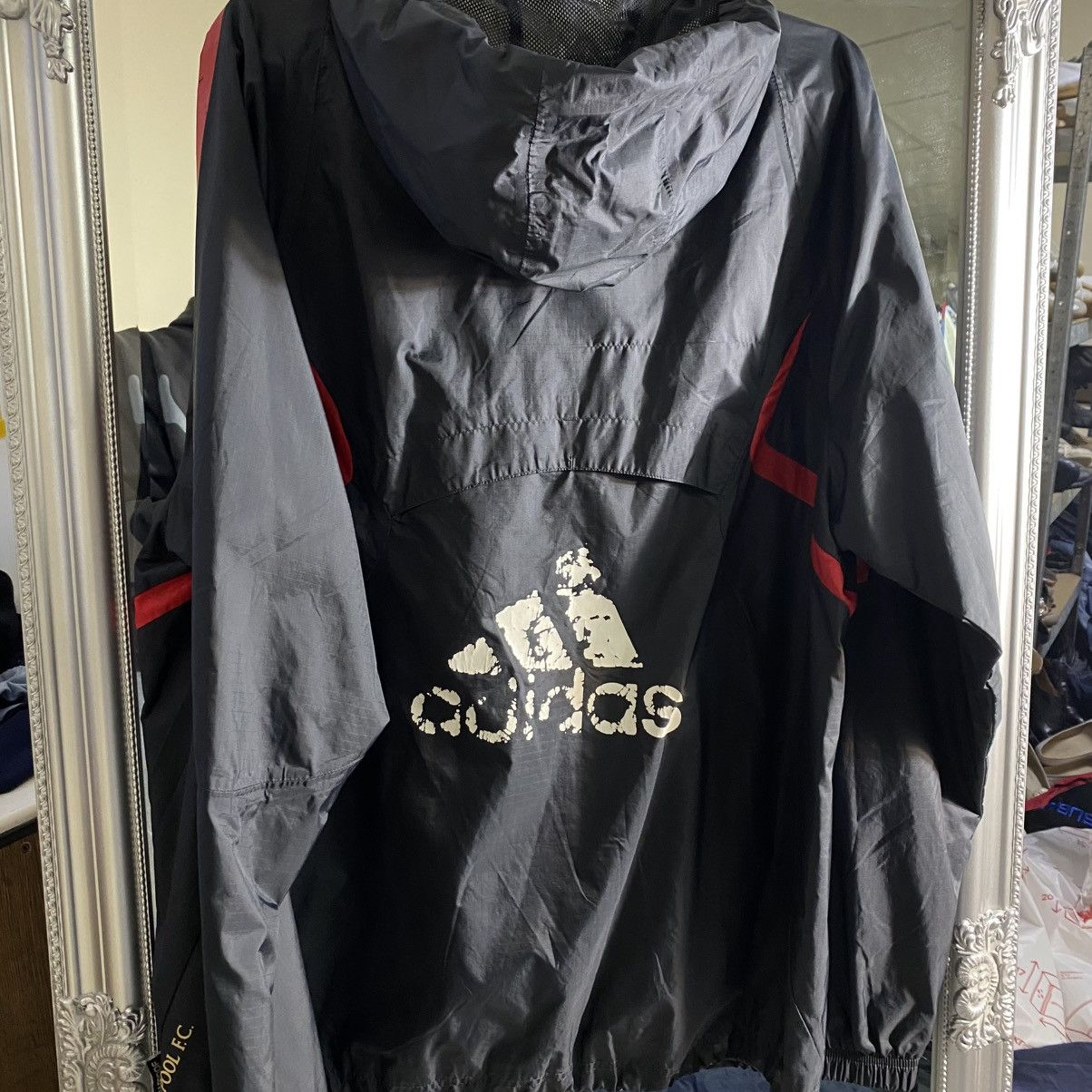 Adidas Vintage Adidas Liverpool Jacket Streetwear Rare Style Casual Size US L / EU 52-54 / 3 - 9 Thumbnail