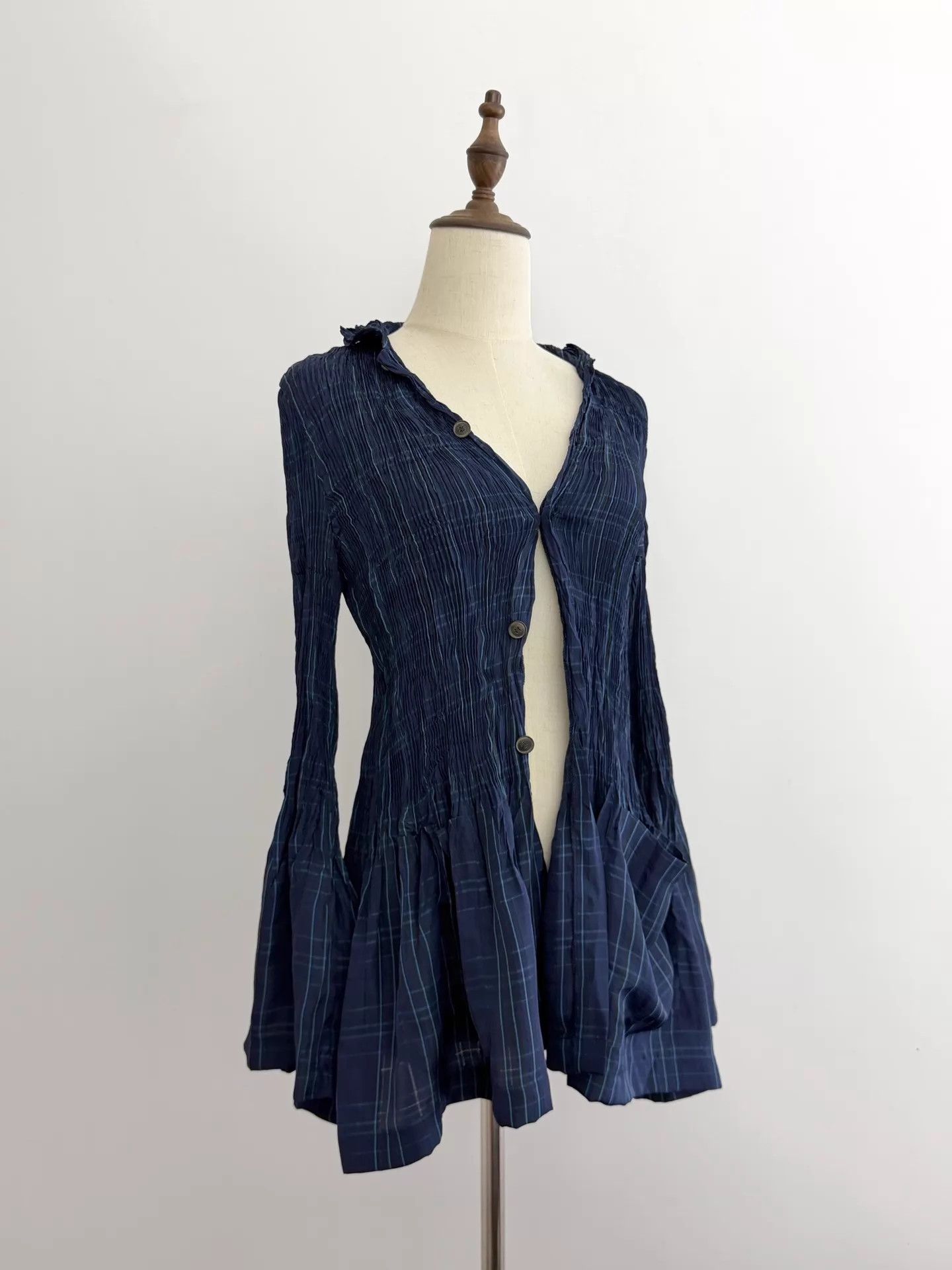 Comme des Garcons Comme des Garçons 1993 Tricot Navy Blue Pleated Flared Top Size ONE SIZE - 1 Thumbnail