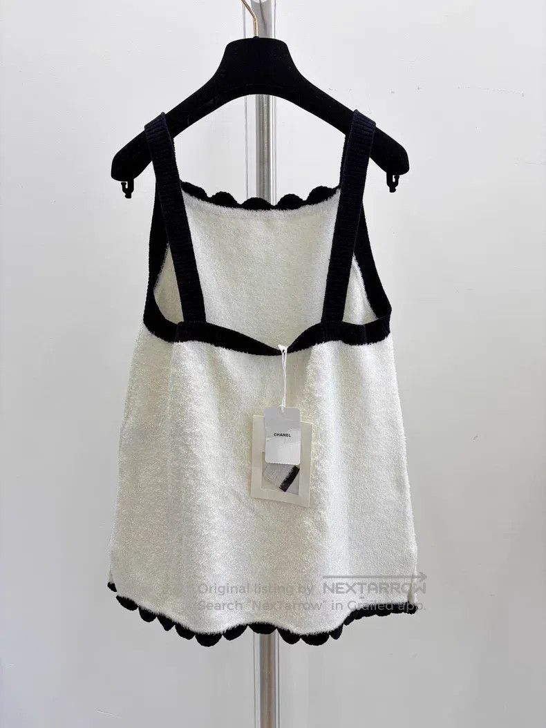 Chanel Chanel Black and white towel vest Size XS / US 0-2 / IT 36-38 - 2 Thumbnail