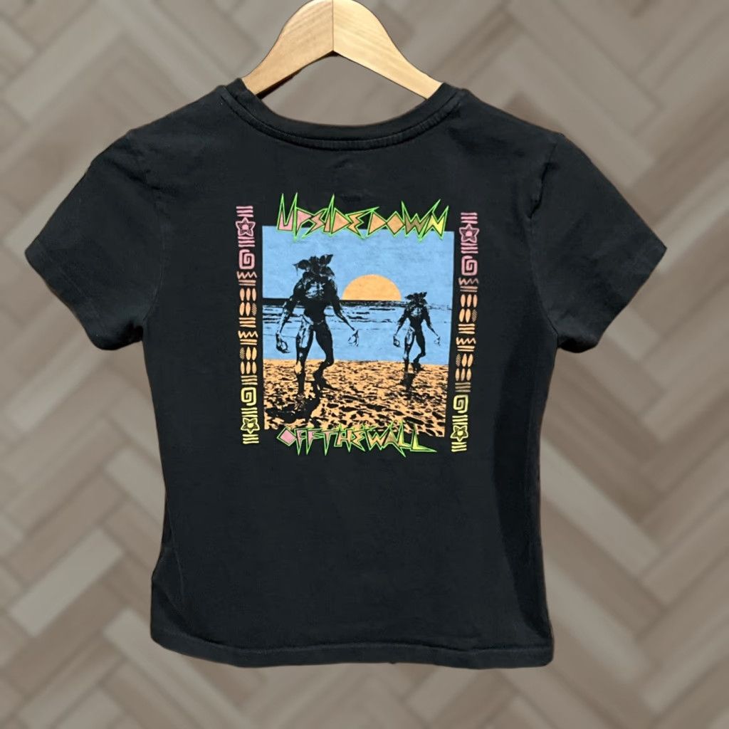 Vans Vans Tee - Netflix Stranger Things Upside Down Off the Wall Shirt - Womens Small Size S / US 4 / IT 40 - 1 Thumbnail