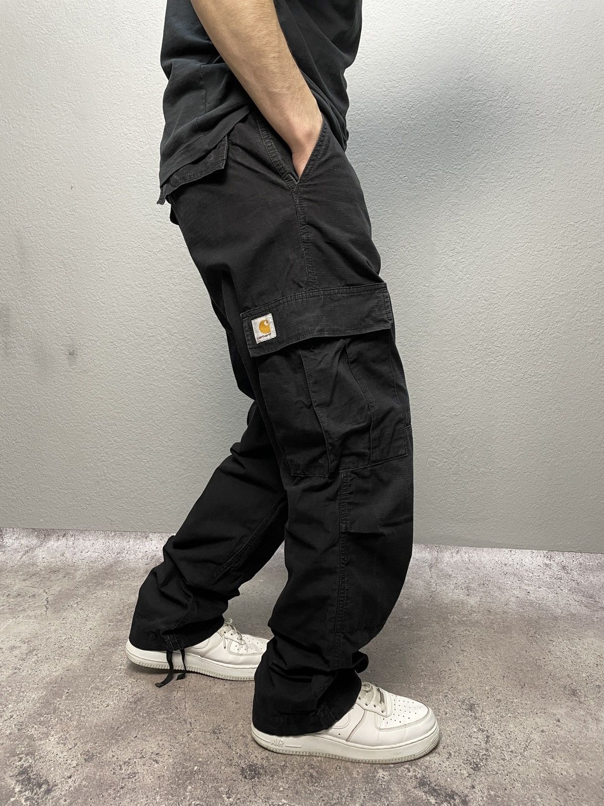 超極太00sレア CARHARTT ブラックバギーカーゴパンツ Y2K