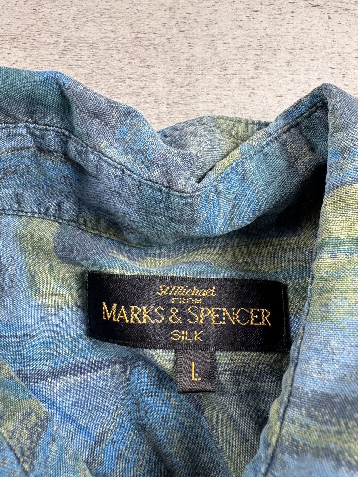 Vintage Mark Spencer St. Michael Men’s Large Abstract Hawaii Silk Button Shirt T Shirt Size US L / EU 52-54 / 3 - 8 Thumbnail