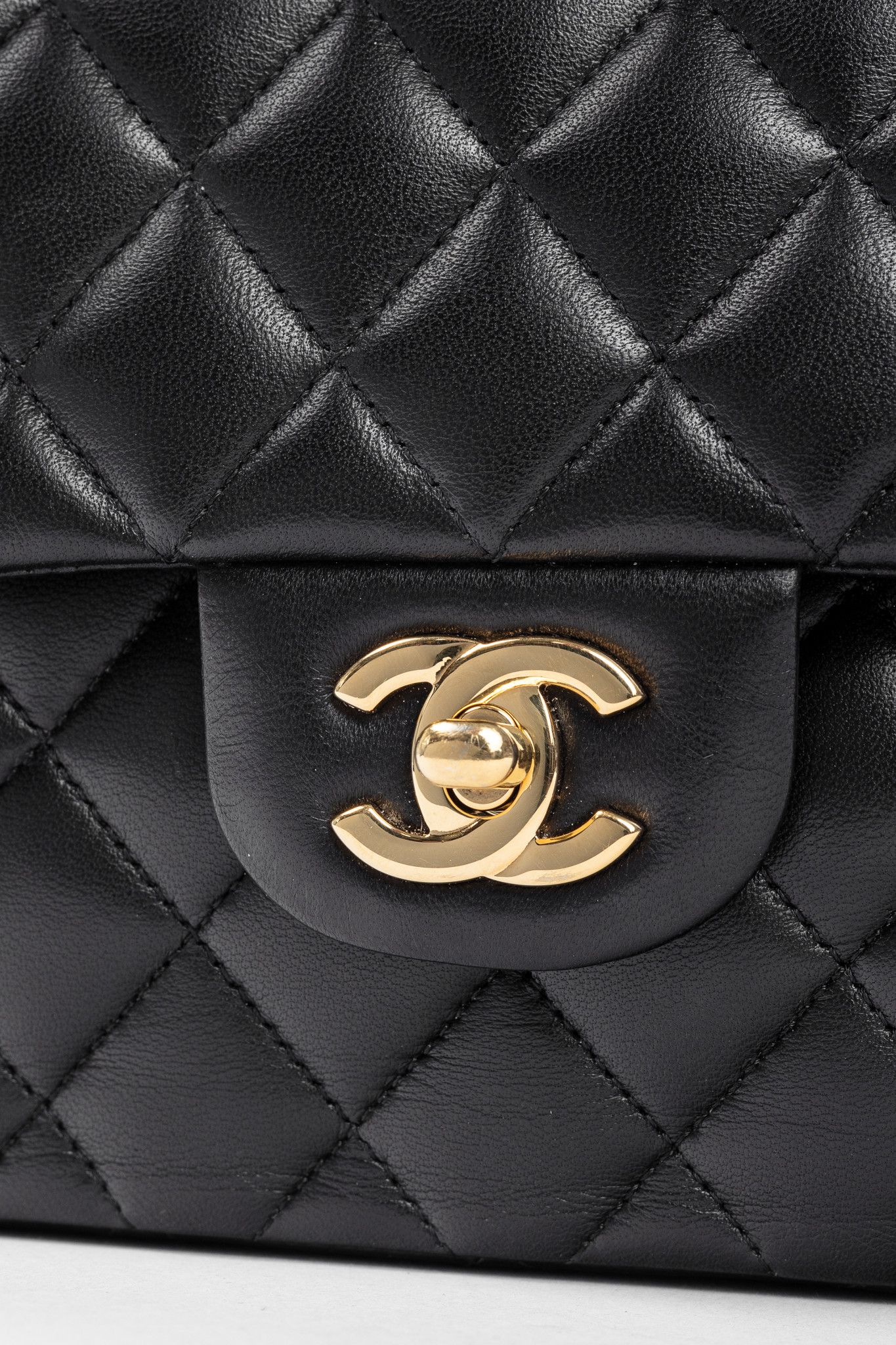 Chanel Chanel Small Classic Black Lambskin Quilted Double Flap Bag Size ONE SIZE - 9 Thumbnail