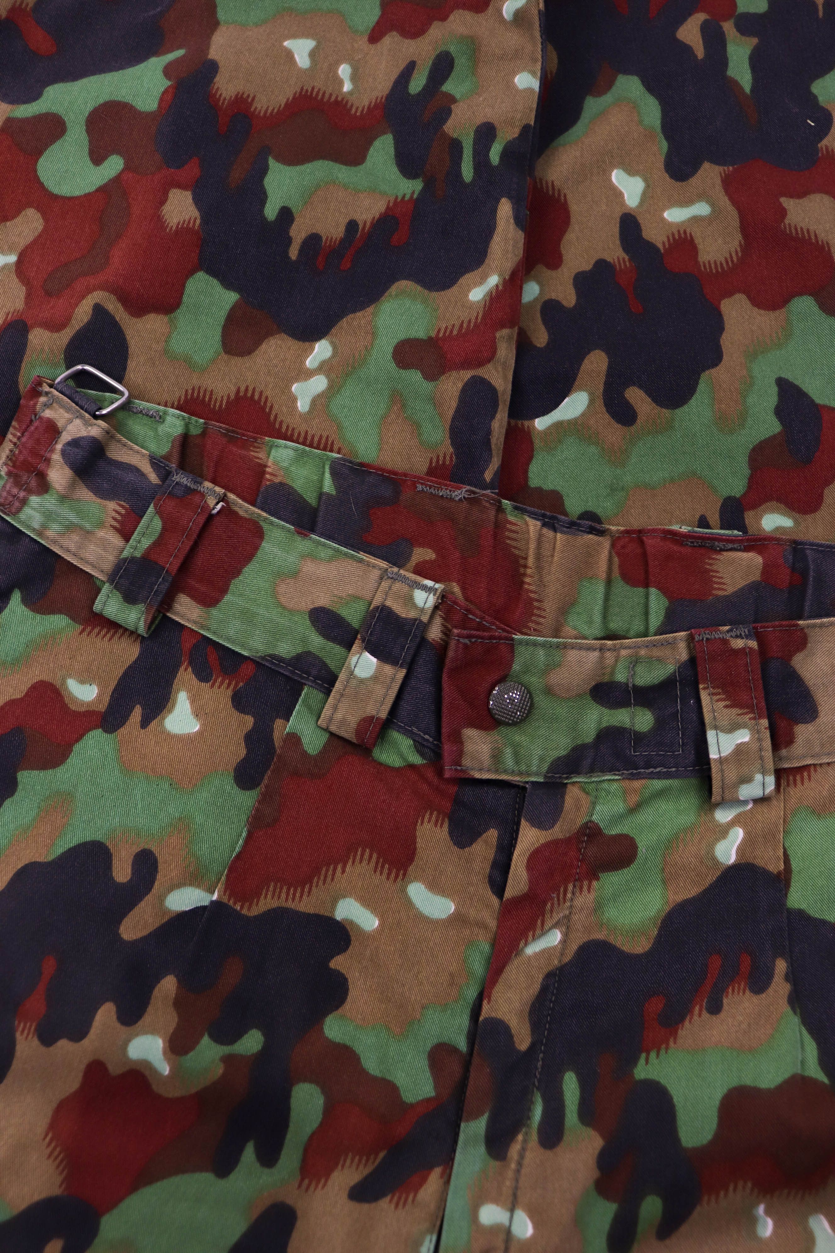 Vintage Vintage 90s Swiss Army Camouflage Cargo Pants Size US 32 / EU 48 - 8 Thumbnail