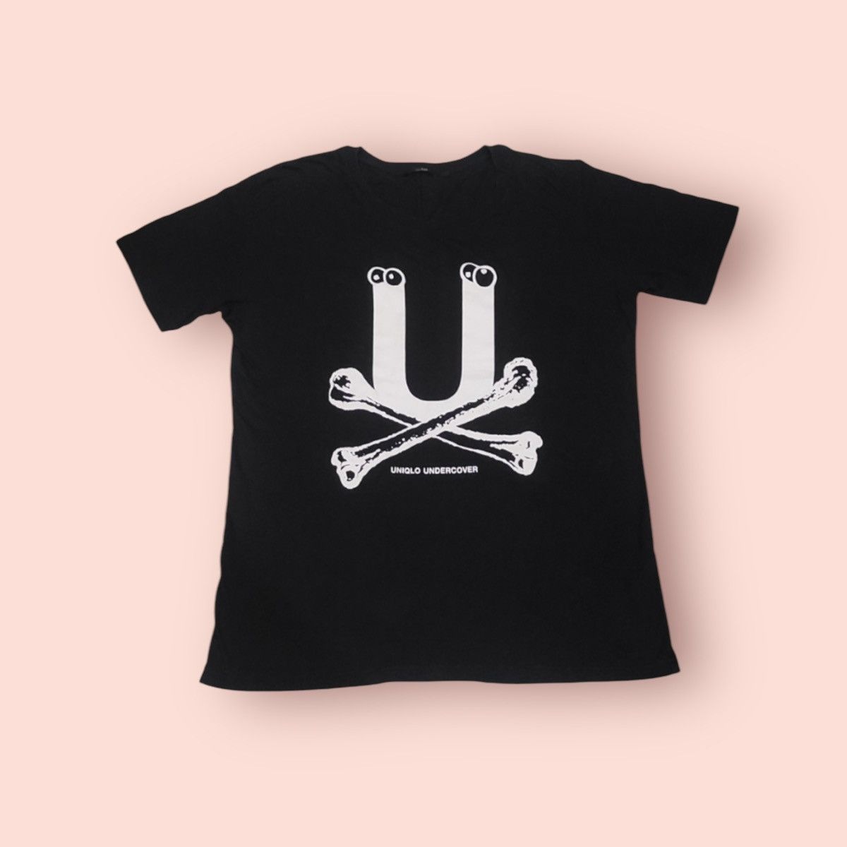 Jun Takahashi VINTAGE Y2K UNDERCOVER X UNIQLO CROSSBONE (JPN SIZE L) Size US M / EU 48-50 / 2 - 1 Thumbnail