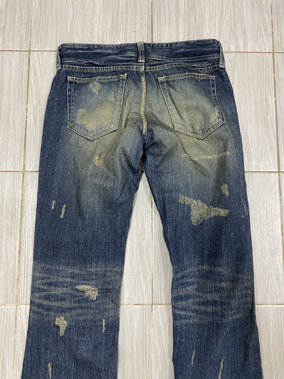 Vanquish Vtg Vanquish Japan Heavy Distressed "Mud Wash" Bootcut Denim Size US 31 - 9 Thumbnail
