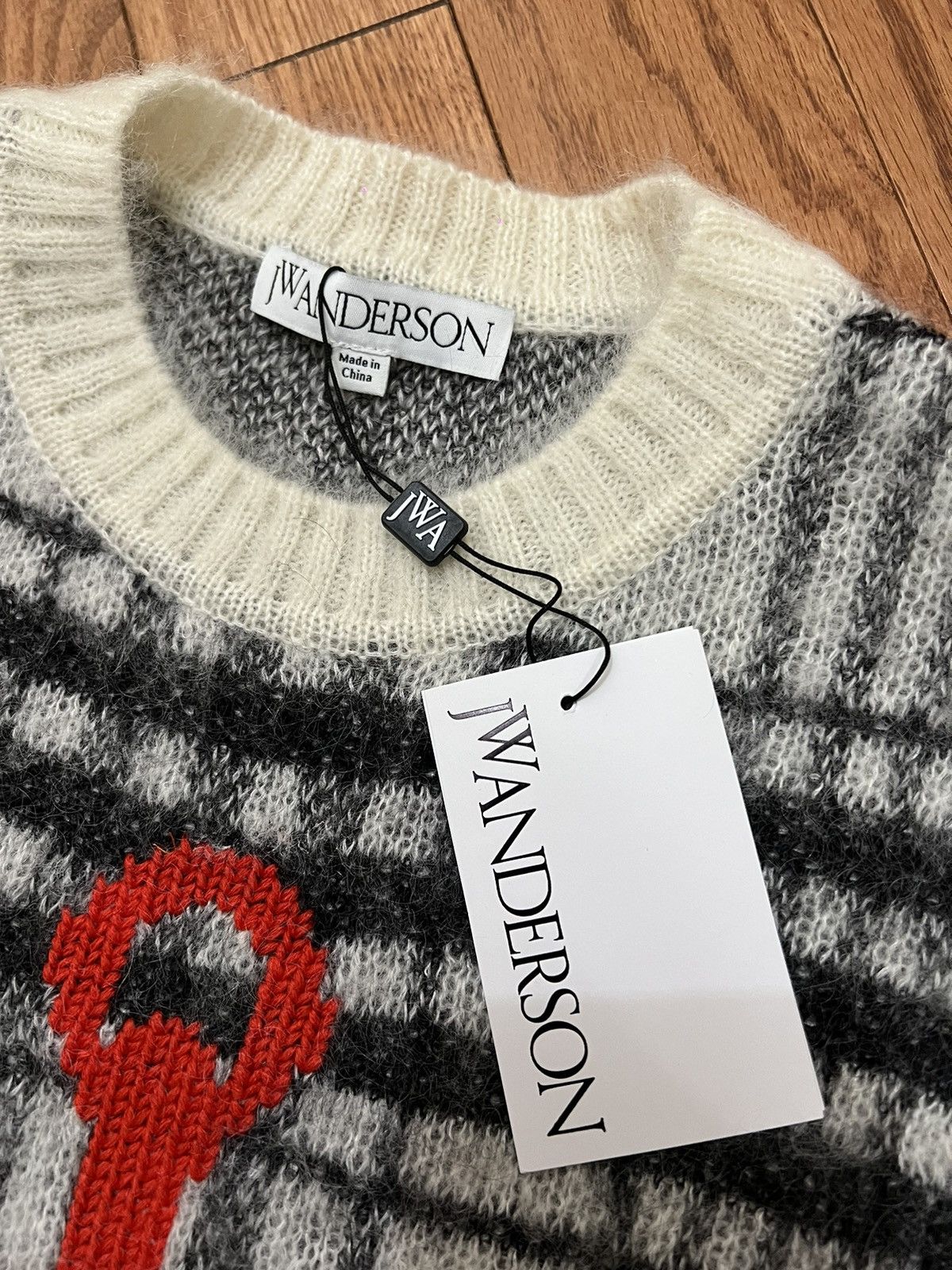 JW Anderson JW Anderson Logo Crewneck Size US S / EU 44-46 / 1 - 3 Thumbnail