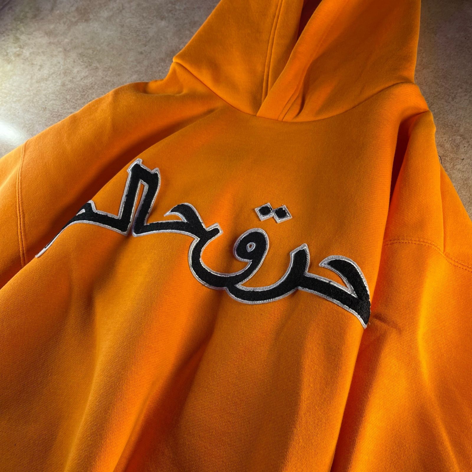 Japanese Brand Orange Arabic Logo Supreme Style Hoodie Size US M / EU 48-50 / 2 - 2 Thumbnail