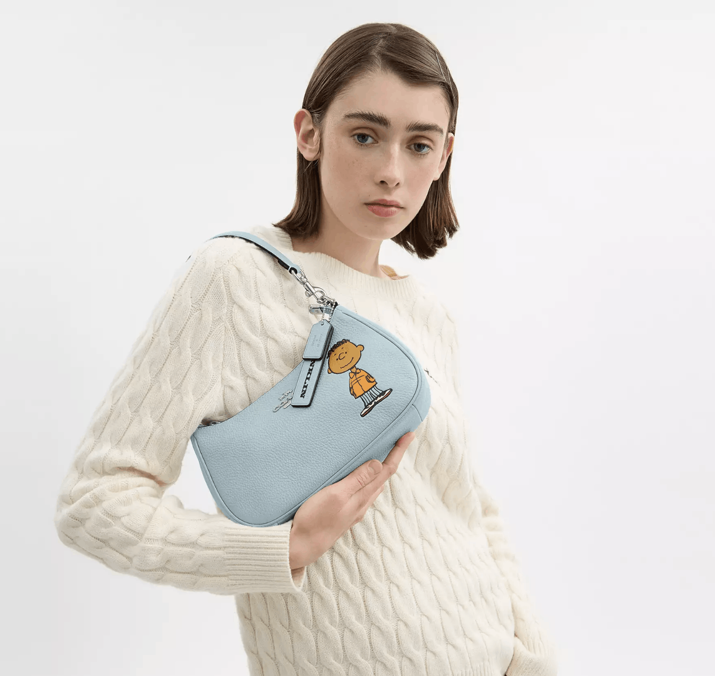 Coach Coach X Peanuts Teri Shoulder Bag With Franklin CBJ80 Size ONE SIZE - 10 Thumbnail