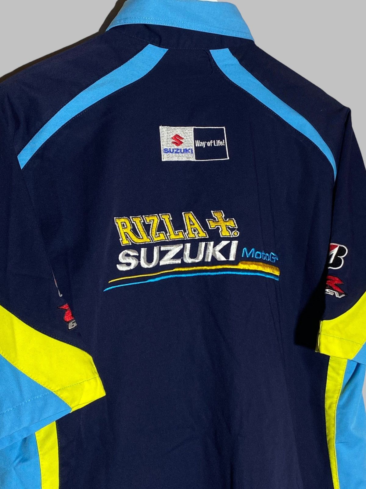 Racer Worldwide Vintage Suzuki Moto GP Rizla Flag Racing Short Sleeve Shirt Size US XL / EU 56 / 4 - 2 Thumbnail