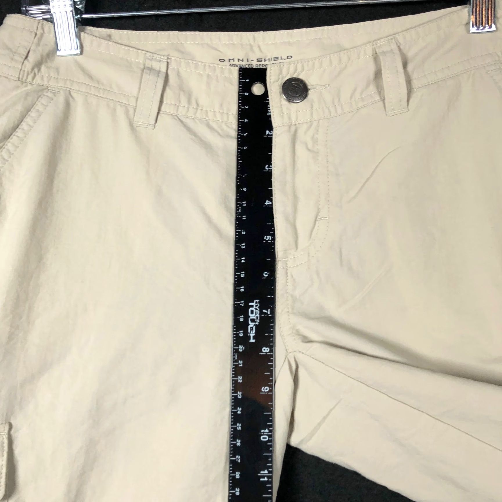 Vintage Columbia Womens Pants Tan Omni-Shade Advanced Repellency Straight Cargo 6 Short Pants Womens Tan Cargo 6P Petite* Size 28" / US 6 / IT 42 - 7 Thumbnail