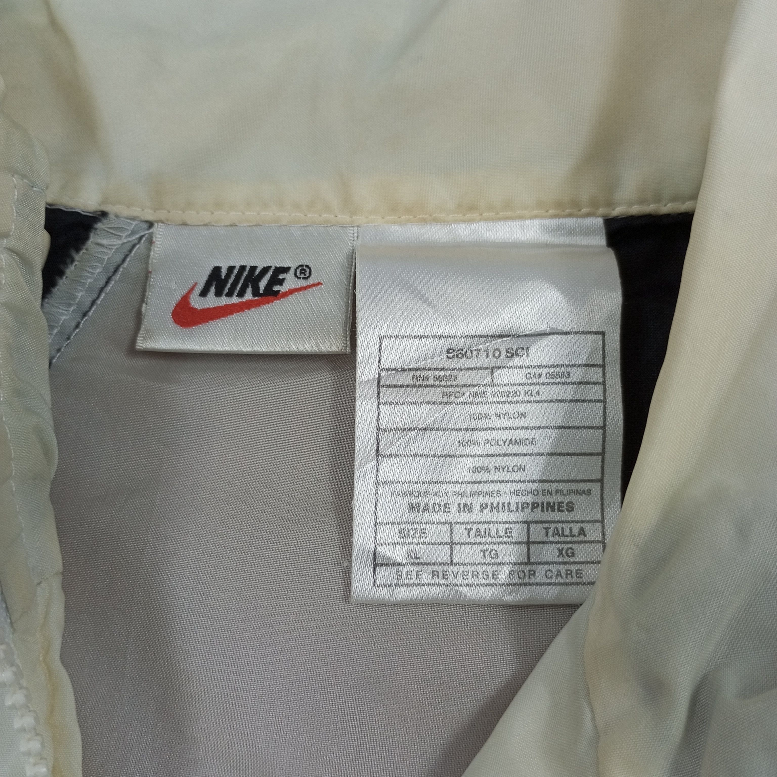 Nike × Vintage Nike Sportswear Style Small Logo Design Windbreaker Jacket Size US XXL / EU 58 / 5 - 6 Thumbnail
