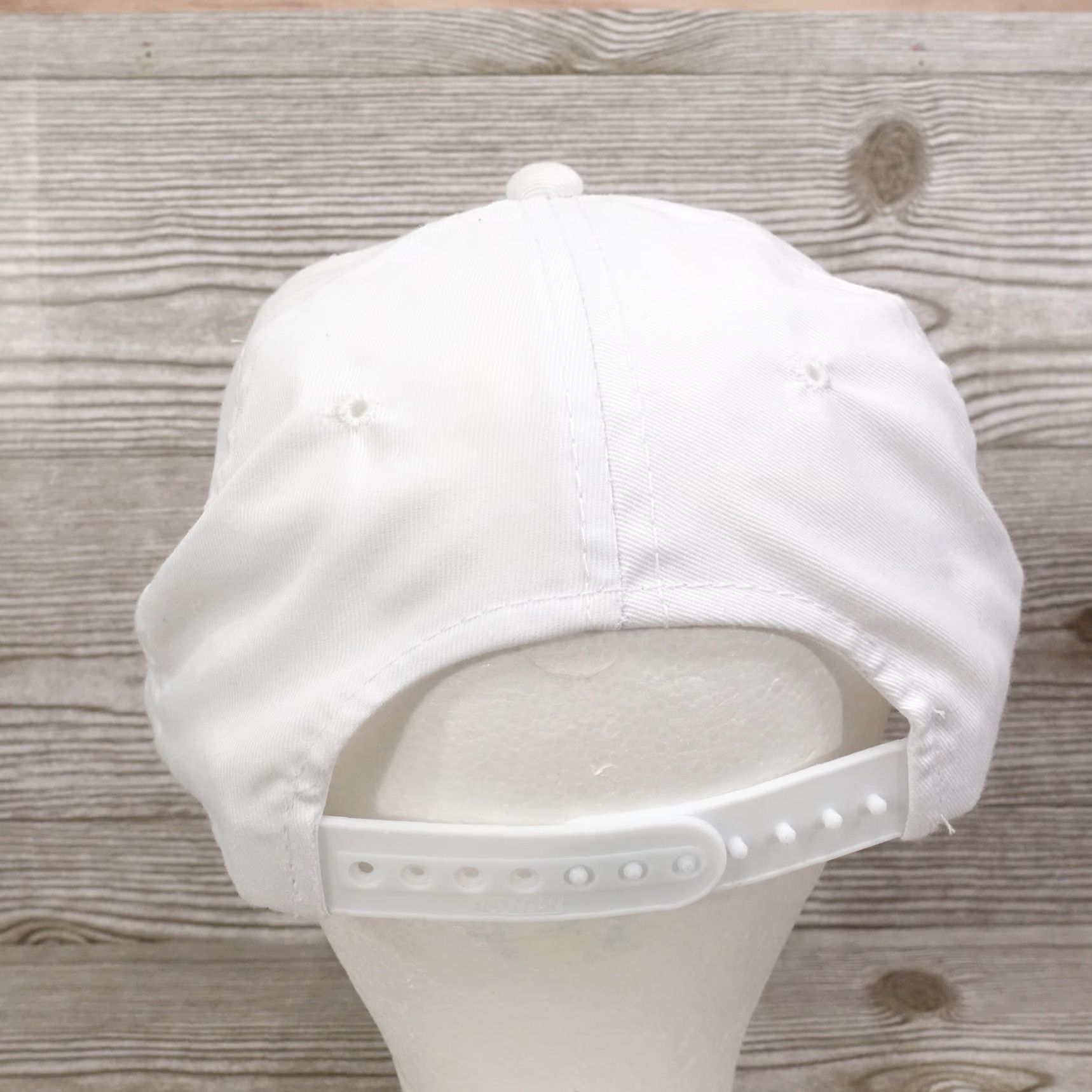 Bass Pro Shops BASS PRO SHOPS WHITE SNAPBACK TRUCKER BASEBALL CAP | One Size | Solid | Casual | Mens Size ONE SIZE - 5 Thumbnail