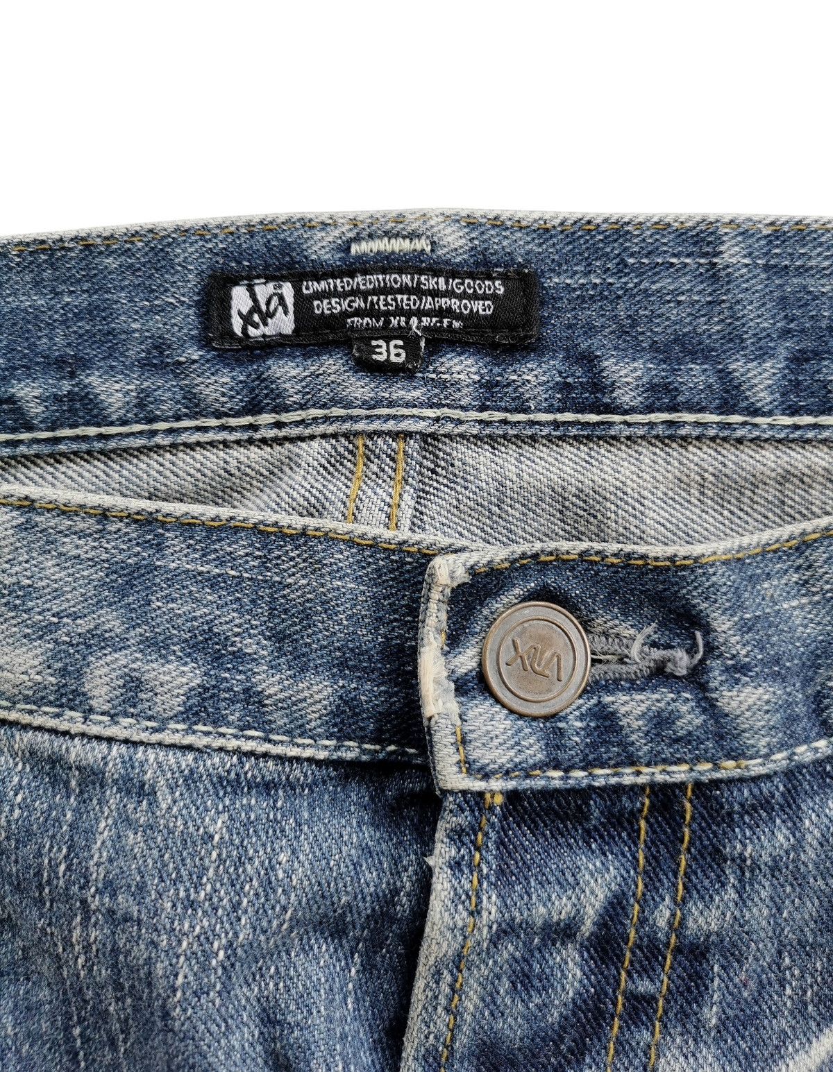 X-LARGE XLA Classic Fit Jeans - Size 36x33.5 Size US 36 / EU 52 - 8 Thumbnail