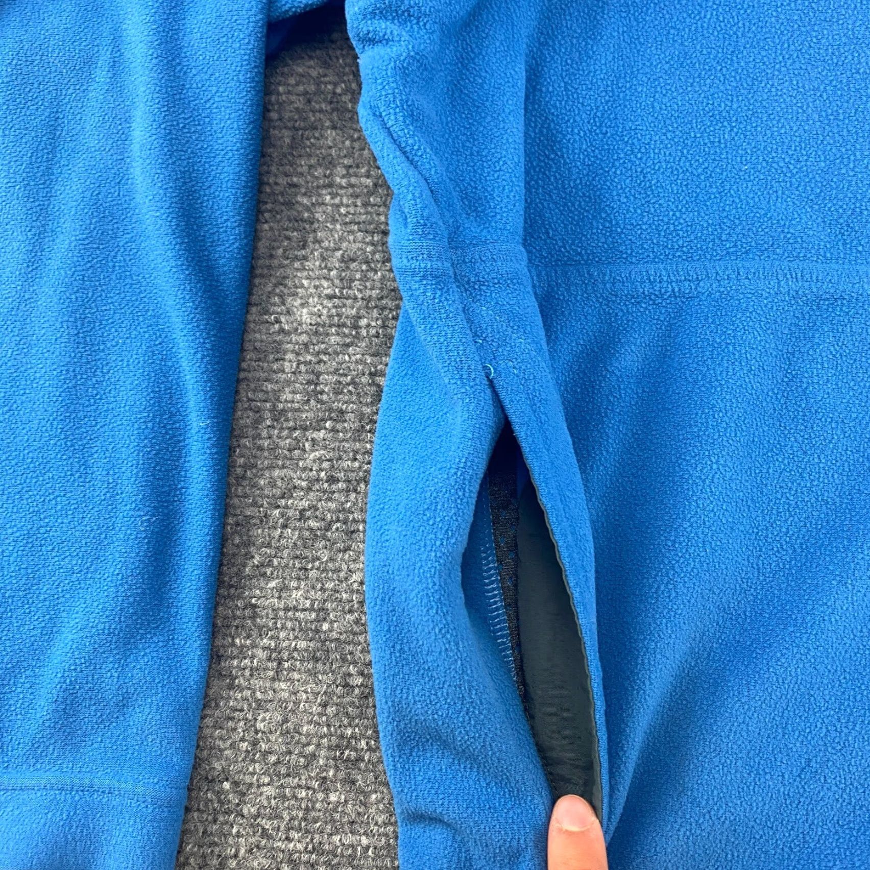 Patagonia **Vintage Patagonia Blue 1/2 Zip Pullover Sweater Mens XL USA** User: **Vintage Patagonia Blue 1/2 Zip Pullover Sweater Mens XL** Size US XL / EU 56 / 4 - 3 Thumbnail