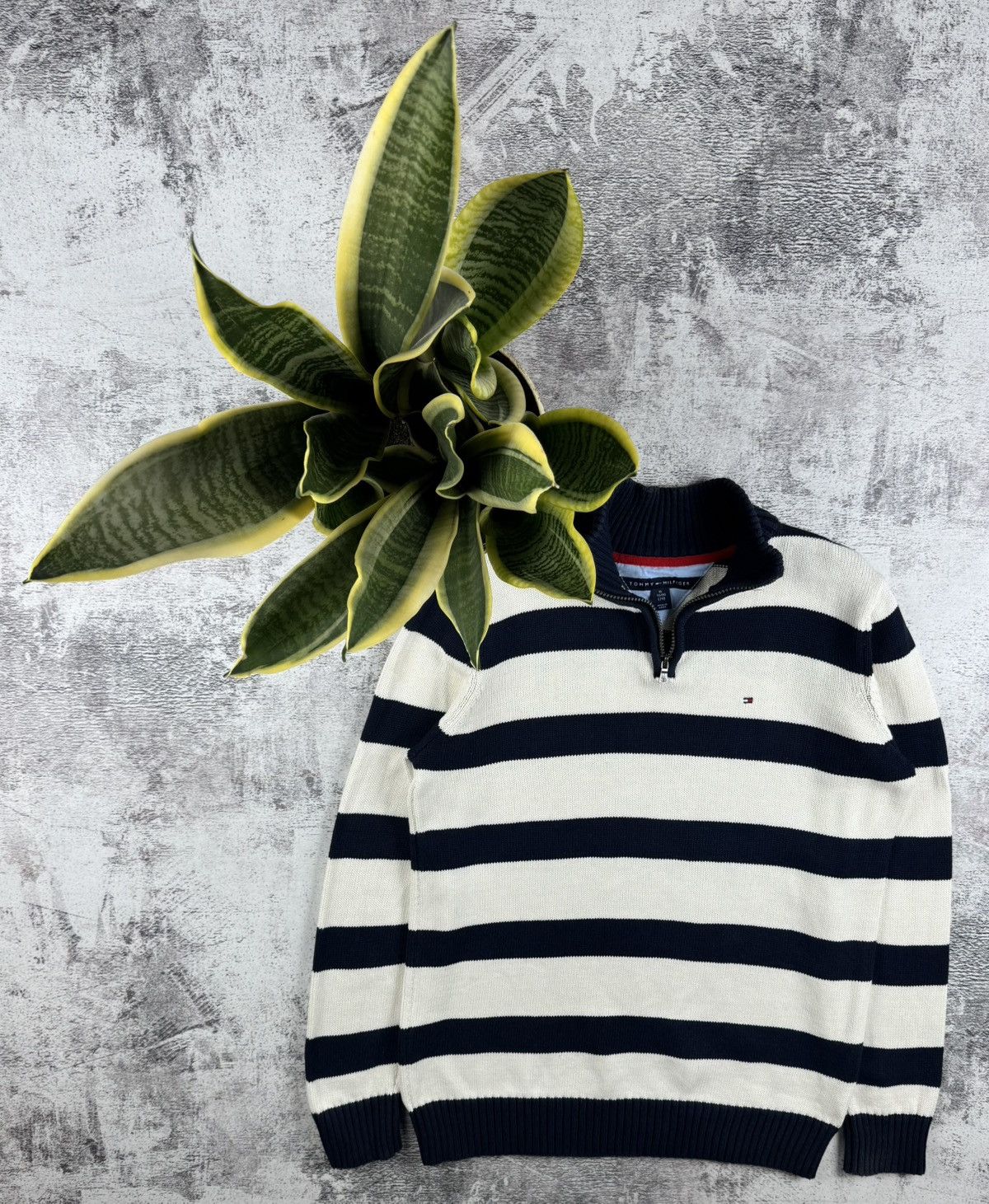 Tommy Hilfiger Tommy Hilfiger USA Striped 1/3 1/4 Varsity Sweater Pullover Size US M / EU 48-50 / 2 - 1 Thumbnail