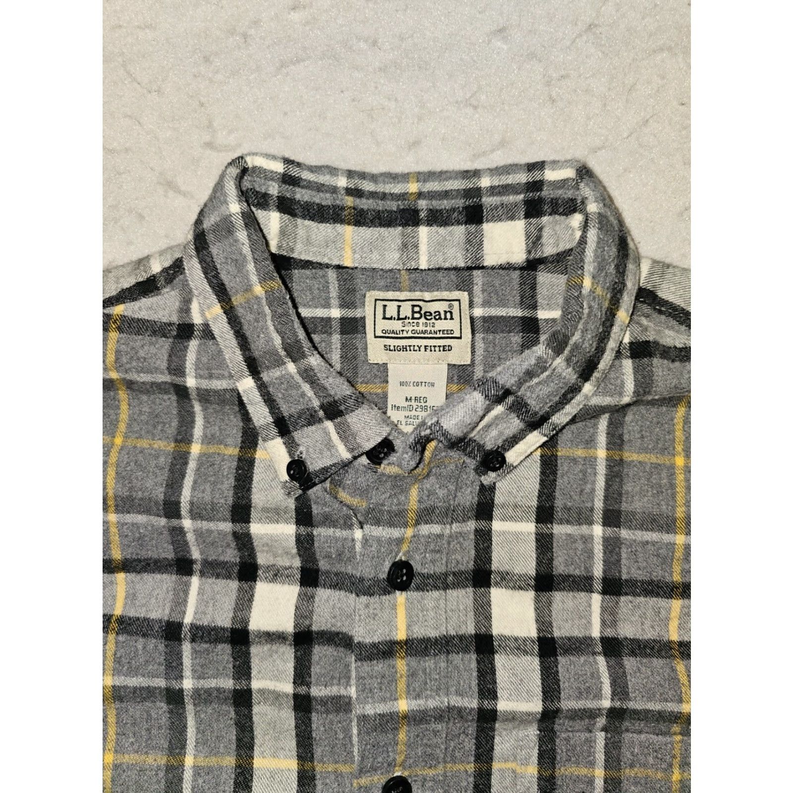Vintage VINTAGE L.L. Bean Flannel Shirt Grey Plaid Slightly Fitted Button-Up Mens Sz M Regular Shirt Mens Gray Plaid Classic Outdoor Lumberjack Size US M / EU 48-50 / 2 - 3 Thumbnail