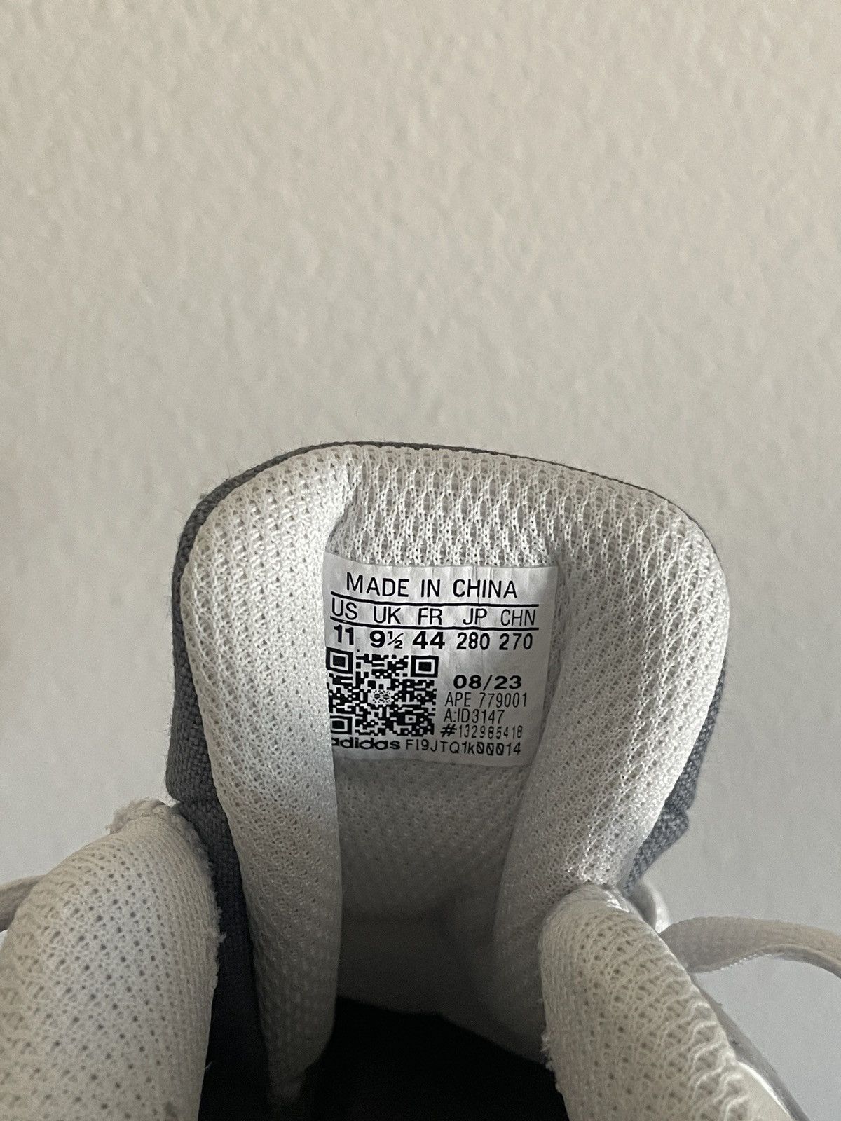 Adidas Adidas Responses CL Grey Crystal Size US 11 / EU 44 - 5 Thumbnail
