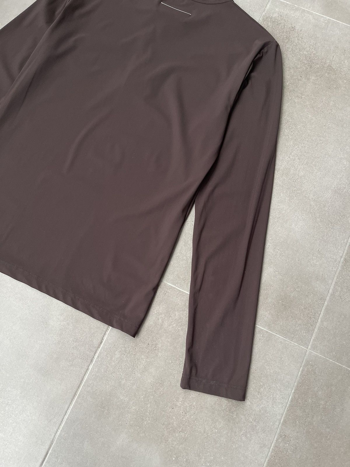 Maison Margiela !DS! SS23 Maison Margiela Printed Logo Chocolate Long Sleeve Size US M / EU 48-50 / 2 - 17 Thumbnail