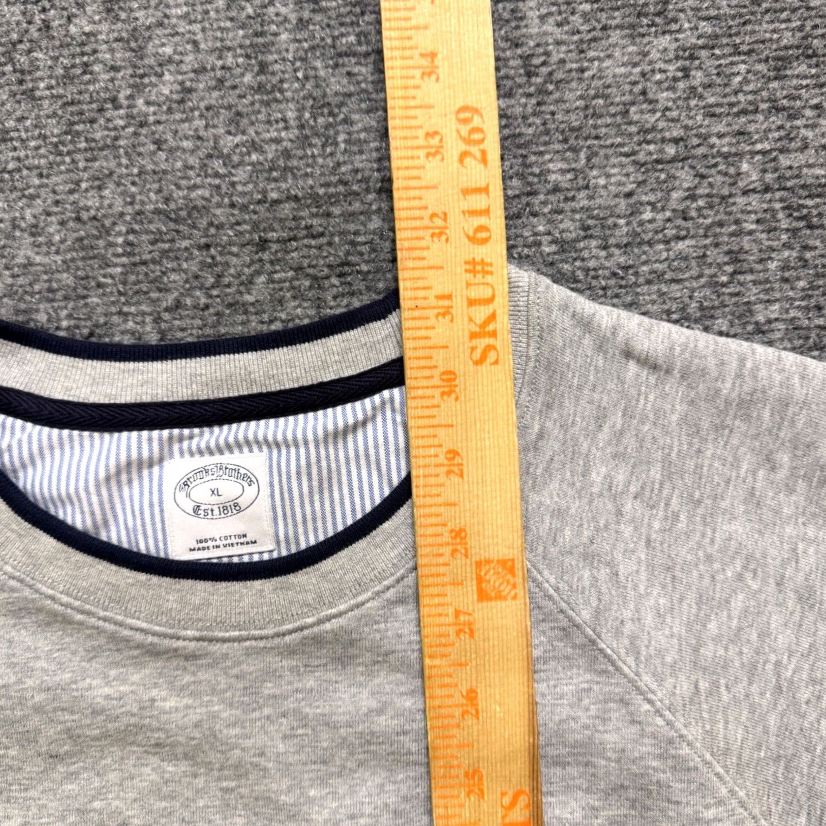 Brooks Brothers Brooks Brothers Brooksgate short-sleeve sweatshirt Mens XL Heather Grey Y2K Size US XL / EU 56 / 4 - 3 Thumbnail