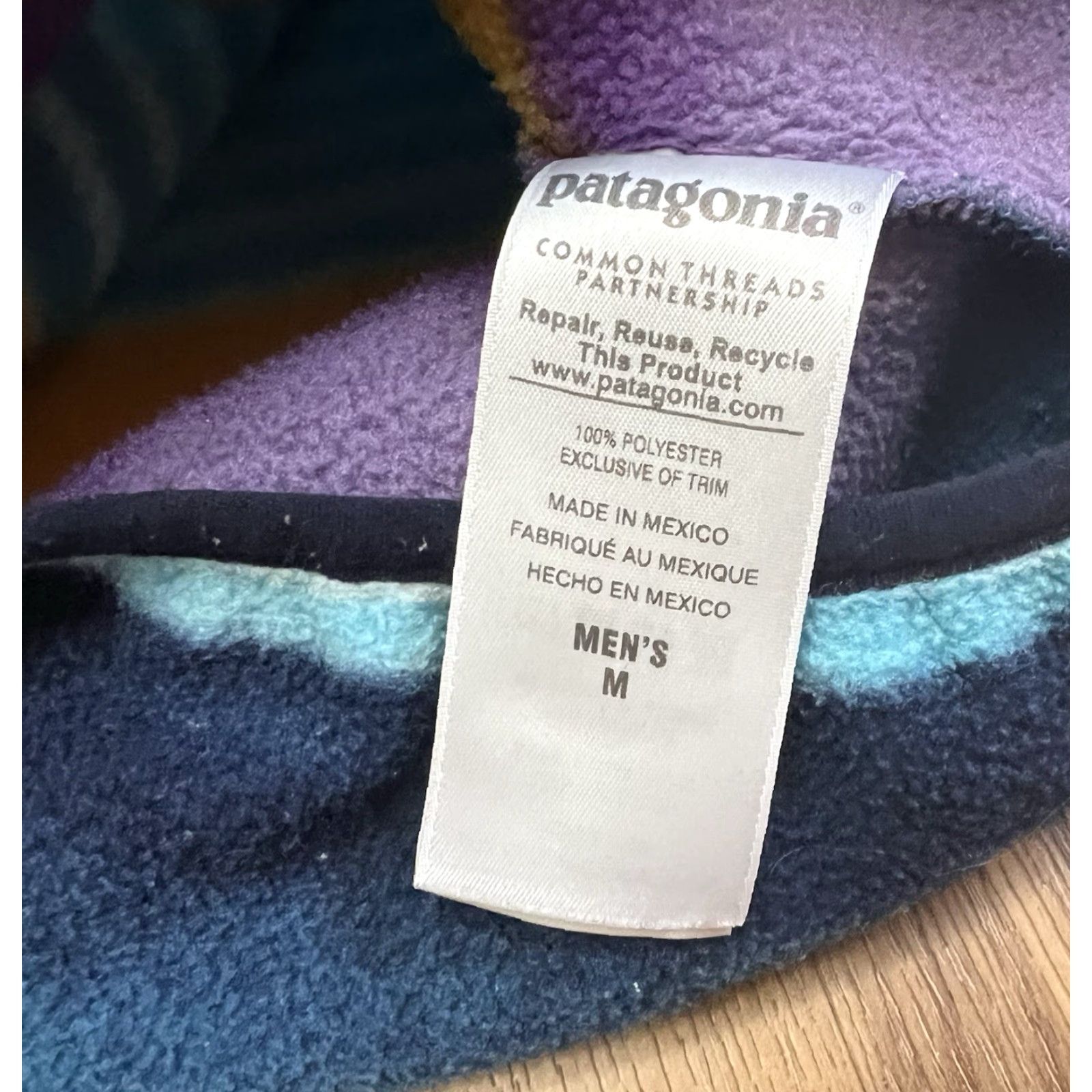 Patagonia Patagonia Snap-T Fleece Pullover Jacket Striped Mens M Blue Stand-Up Collar Jersey: Synchilla Lightweight Casual Workwear Size US M / EU 48-50 / 2 - 8 Thumbnail
