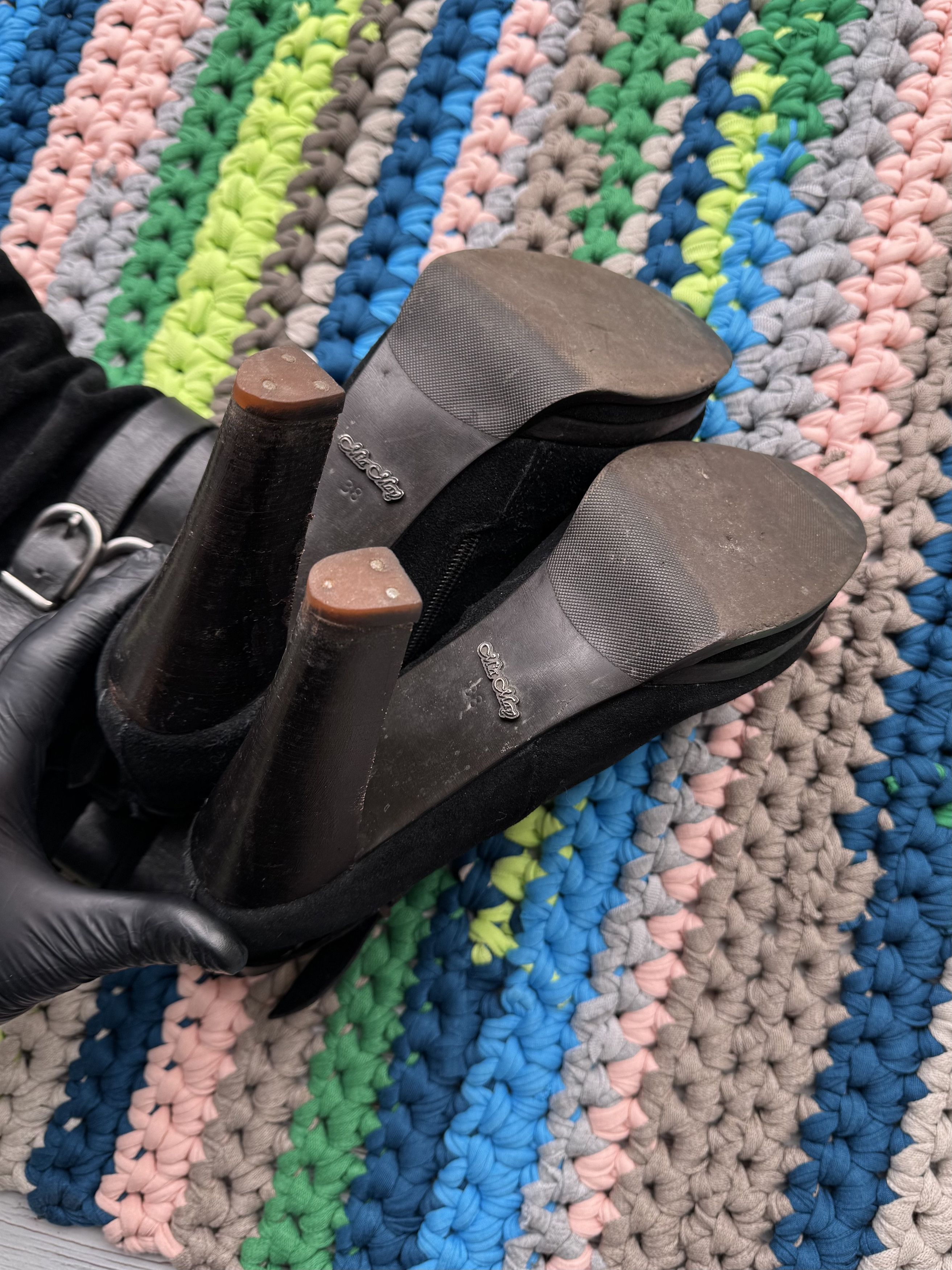 Vintage Vintage Suede Leather Belted Heels Boots (ET1)(D15) Size US 8 / IT 38 - 9 Thumbnail