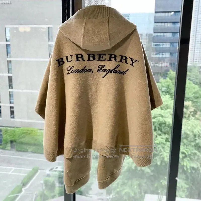 Burberry Burberry Camel Wool Women's Knit Sweater. Size XS / US 0-2 / IT 36-38 - 2 Thumbnail