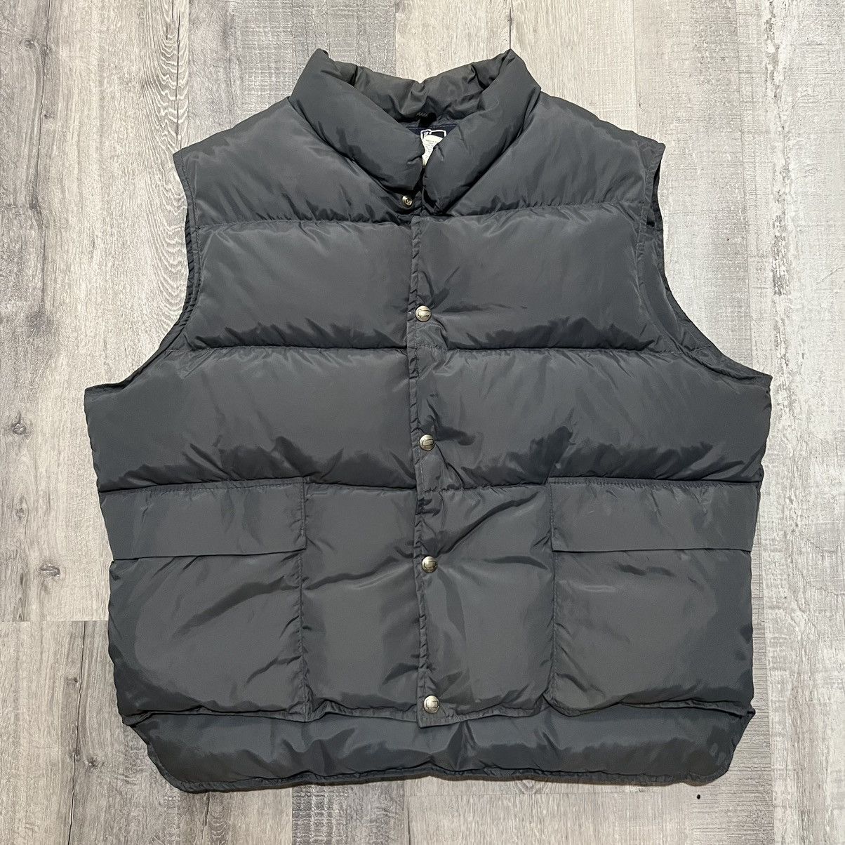 ジャケット・アウター woolrich down vest charcoal Woolrich Down Vest products for sale | eBay