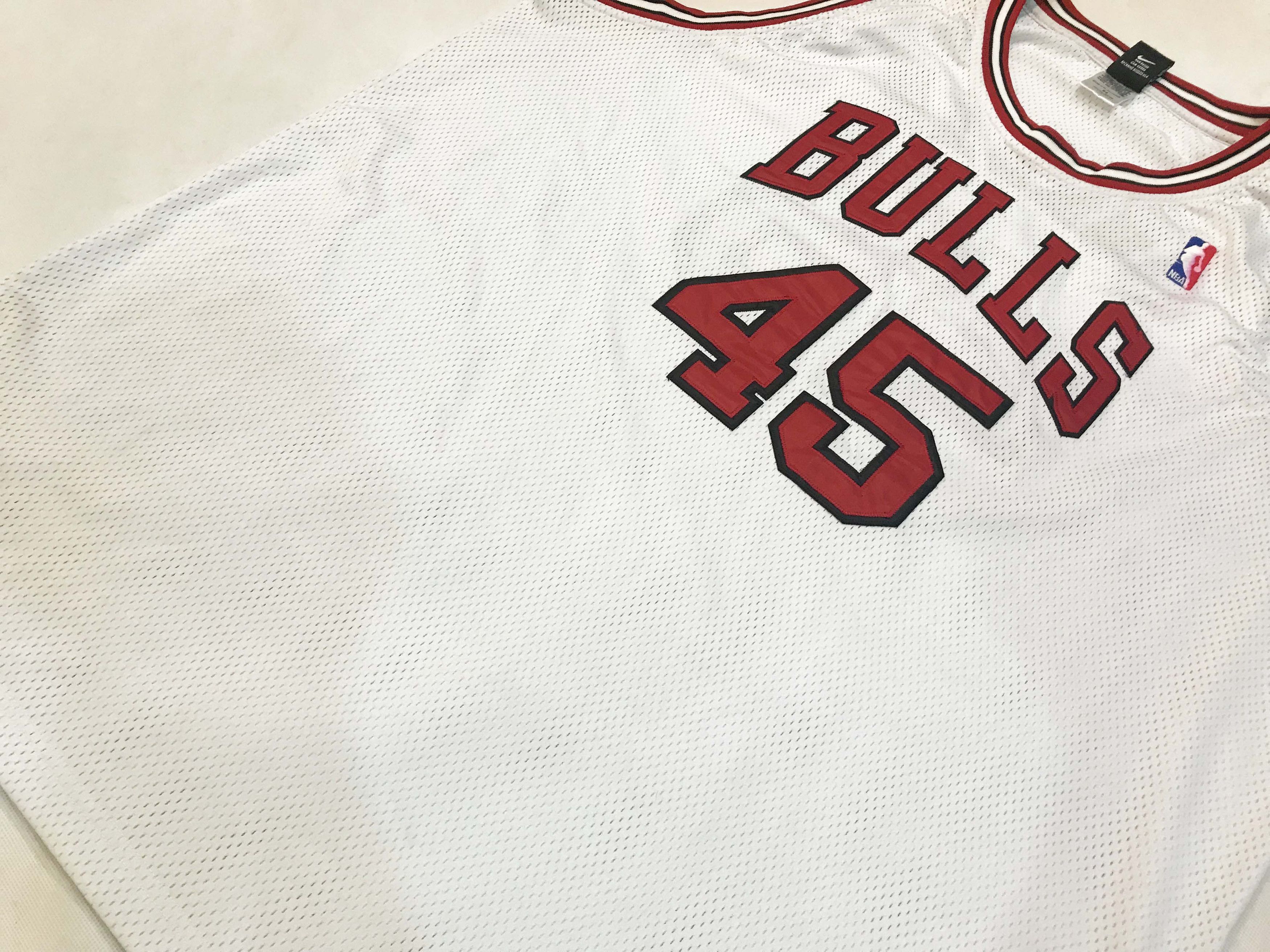 Nike Nike Authentic NBA Chicago Bulls MICHAEL JORDAN #45 Jersey Size US XXL / EU 58 / 5 - 8 Thumbnail